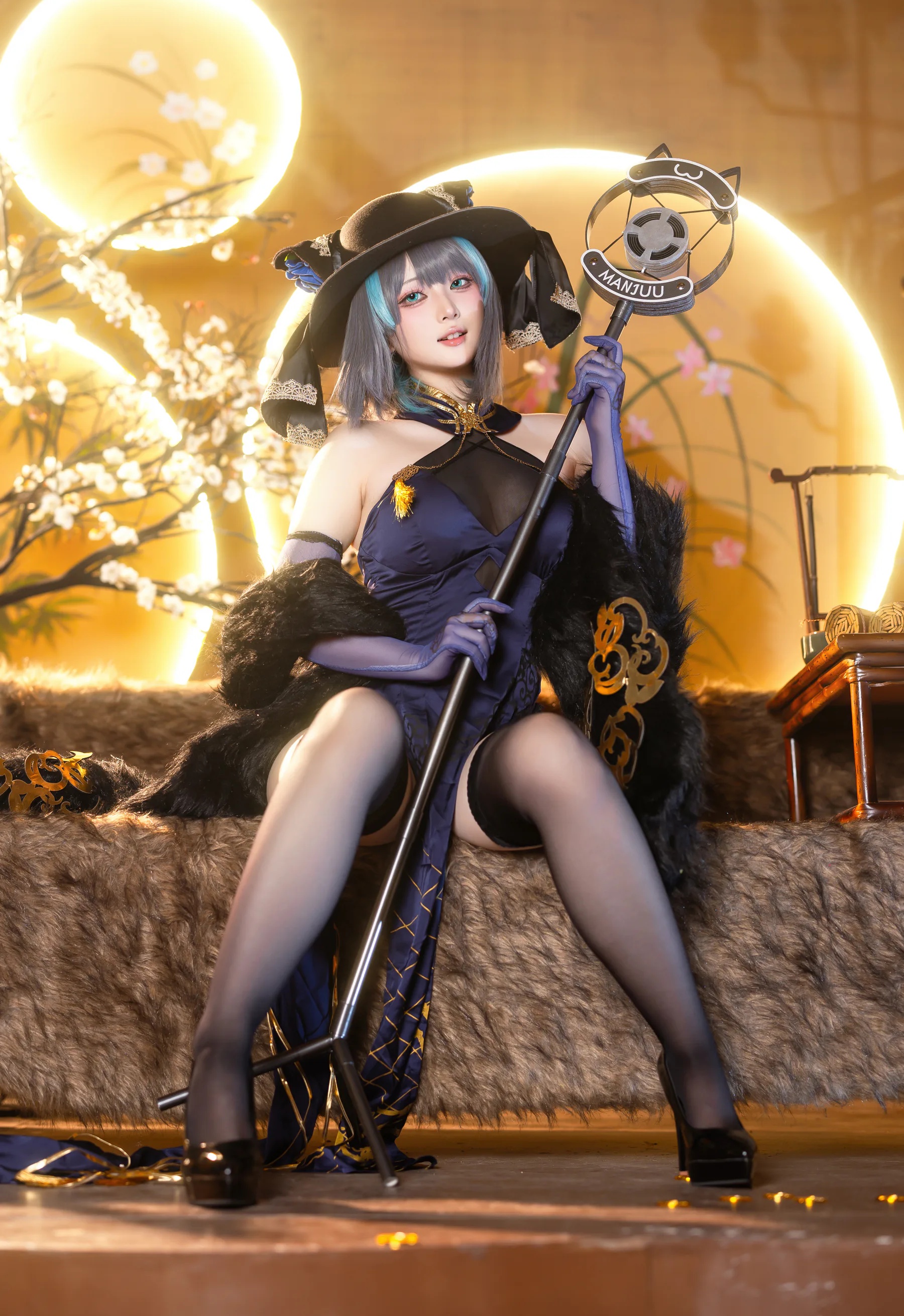 动漫博主_屿鱼Yukako_No.040 &ndash; 金装猫猫头 主题写真 [60P]Xiuren秀人写真高清美女套图写真下载-看套图看套图