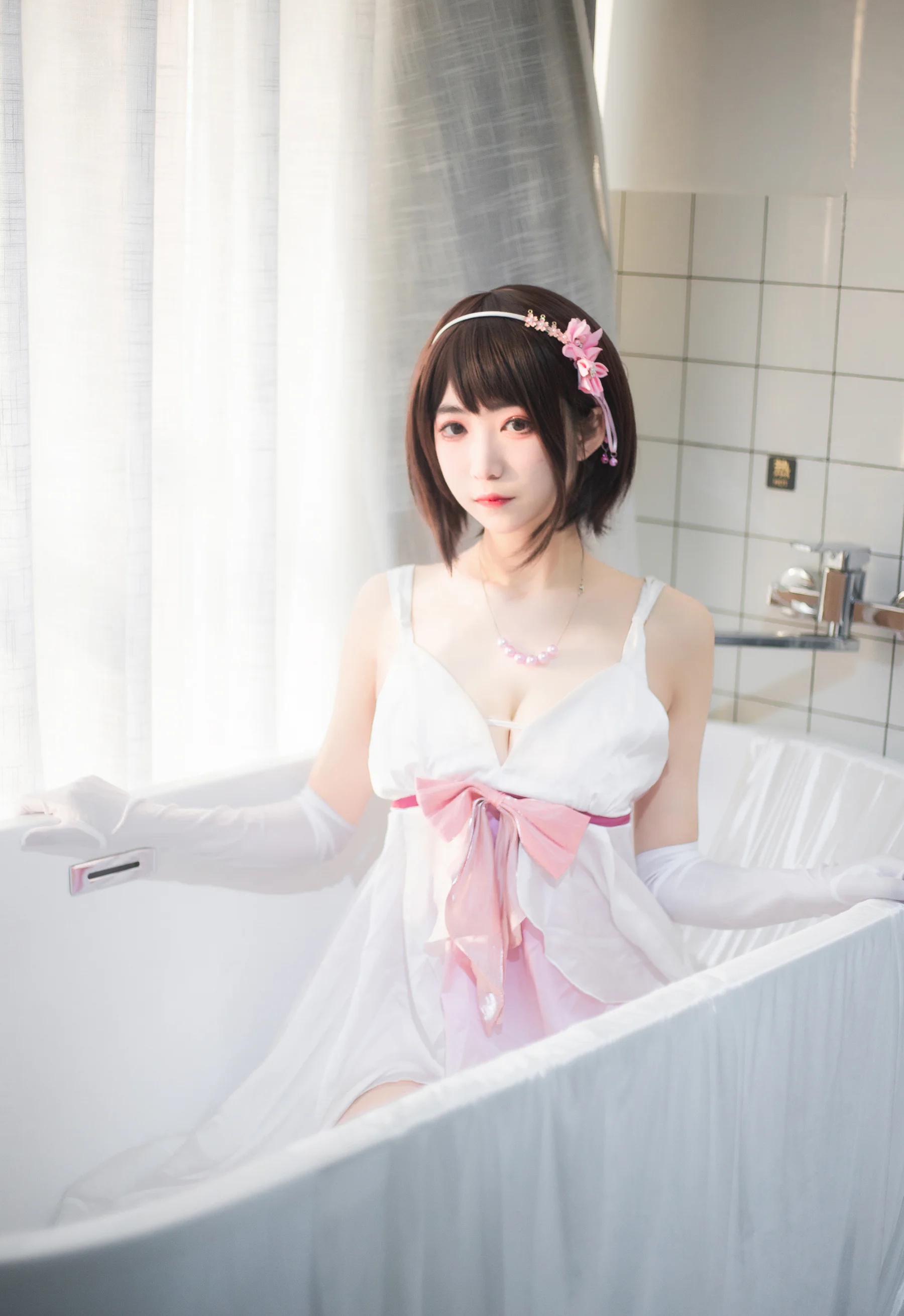 Coser美女_宮本樱_No.003 &ndash; 加藤惠浴室 主题写真 [25P]-看套图