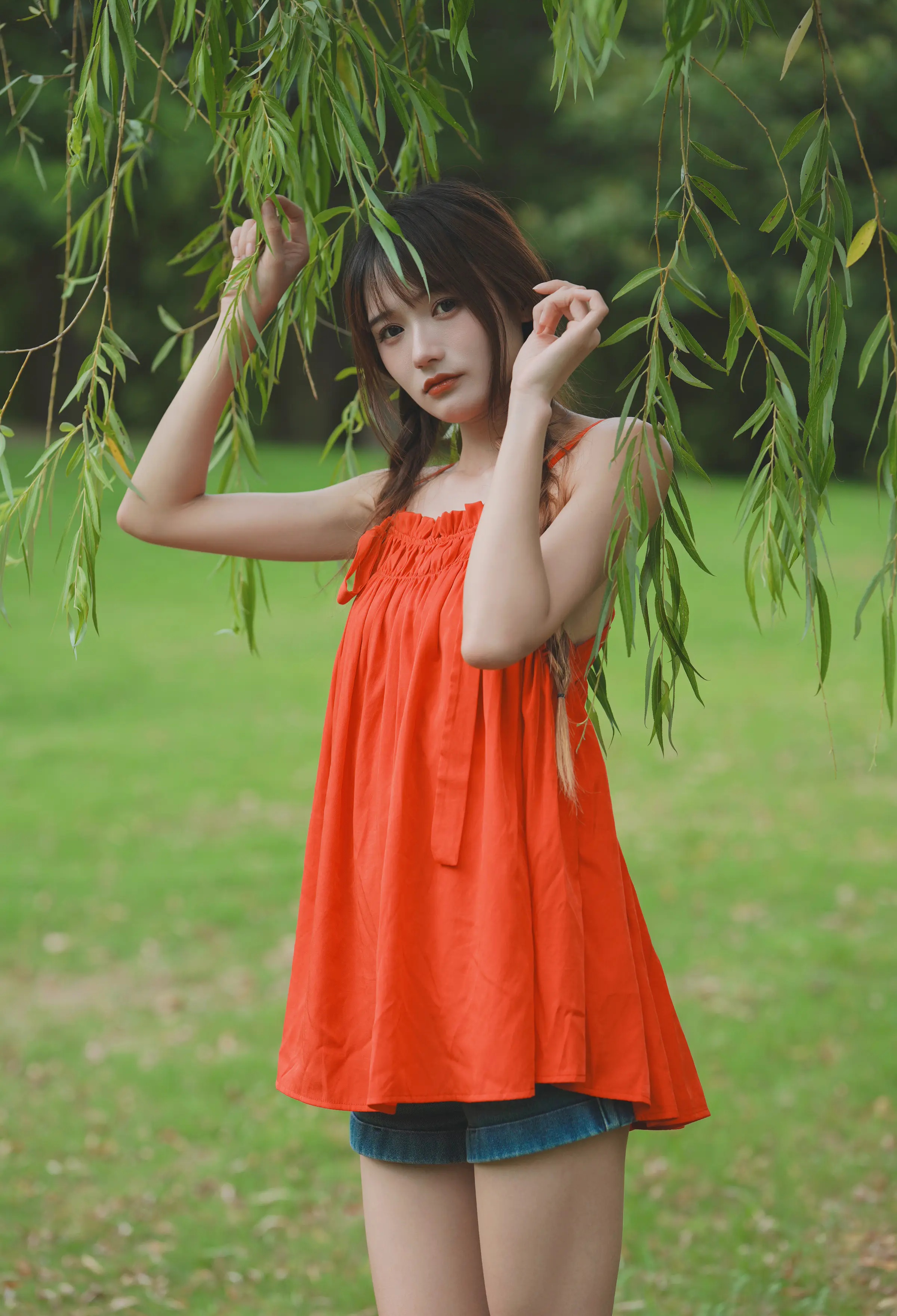 颜值博主_兔子Zzz不吃胡萝卜_No.153 &ndash; 夏日香气 主题写真 [30P]Xiuren秀人写真高清美女套图写真下载-看套图看套图