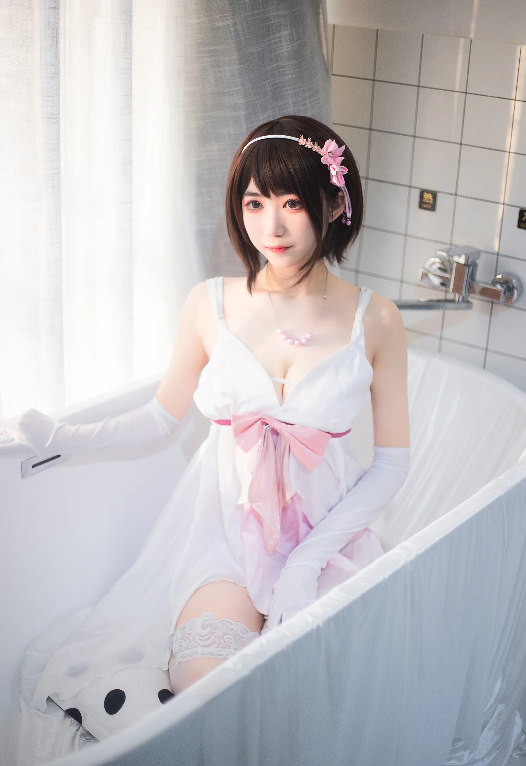 Coser美女_宮本樱_No.003 &ndash; 加藤惠浴室 主题写真 [25P]-看套图