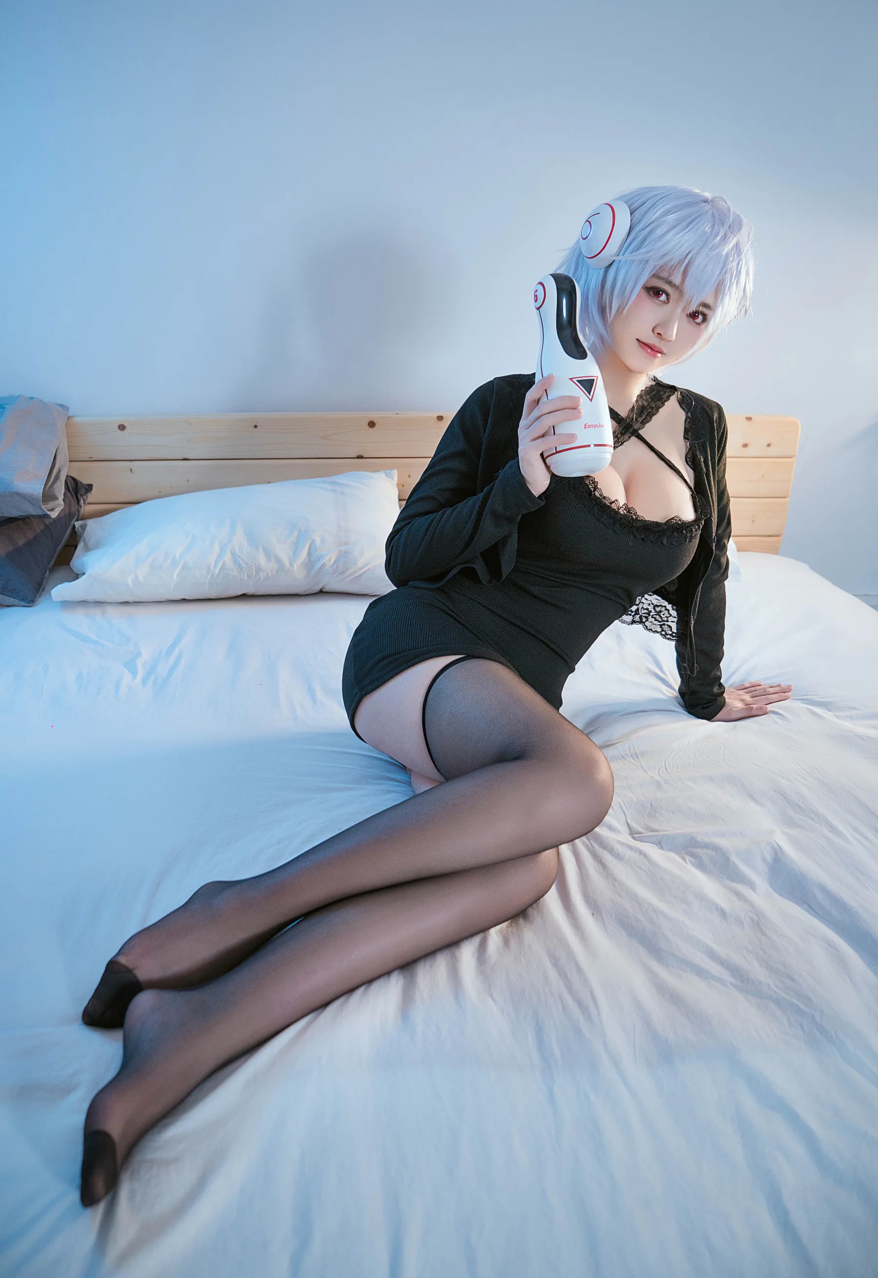 动漫博主_鳗鱼霏儿_No.103 Easylive 主题写真 [29P]Xiuren秀人写真高清美女套图写真下载-看套图看套图