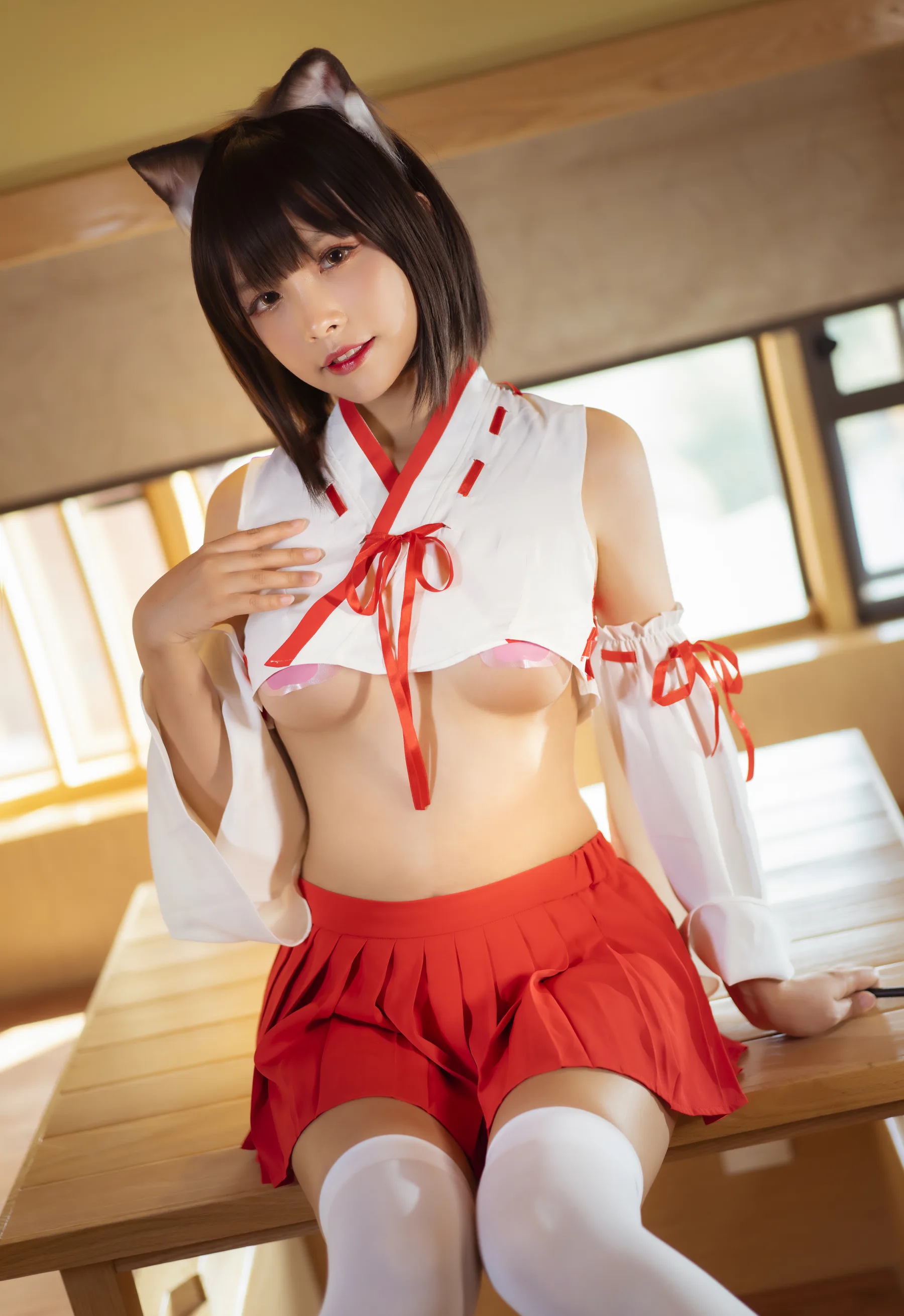 二次元美女_Neko-薇薇_No.001 &ndash; 巫女 主题写真 [30P]-看套图