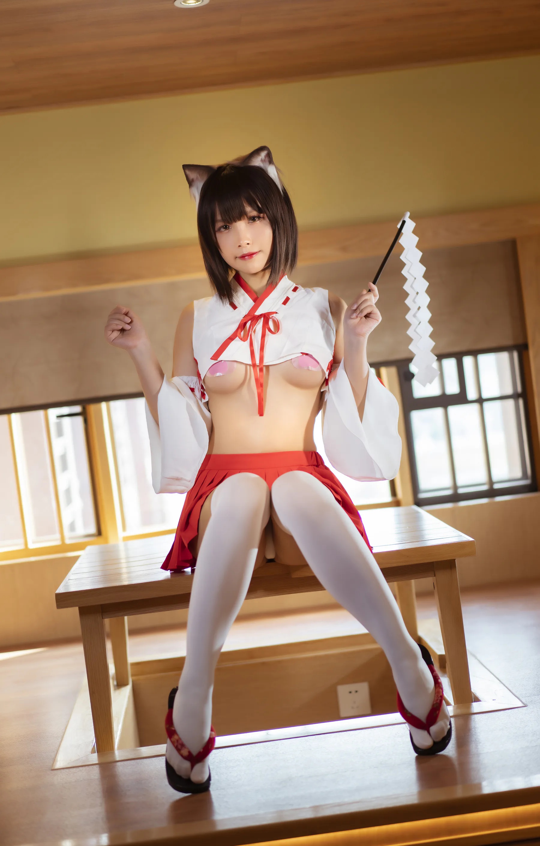 二次元美女_Neko-薇薇_No.001 &ndash; 巫女 主题写真 [30P]-看套图