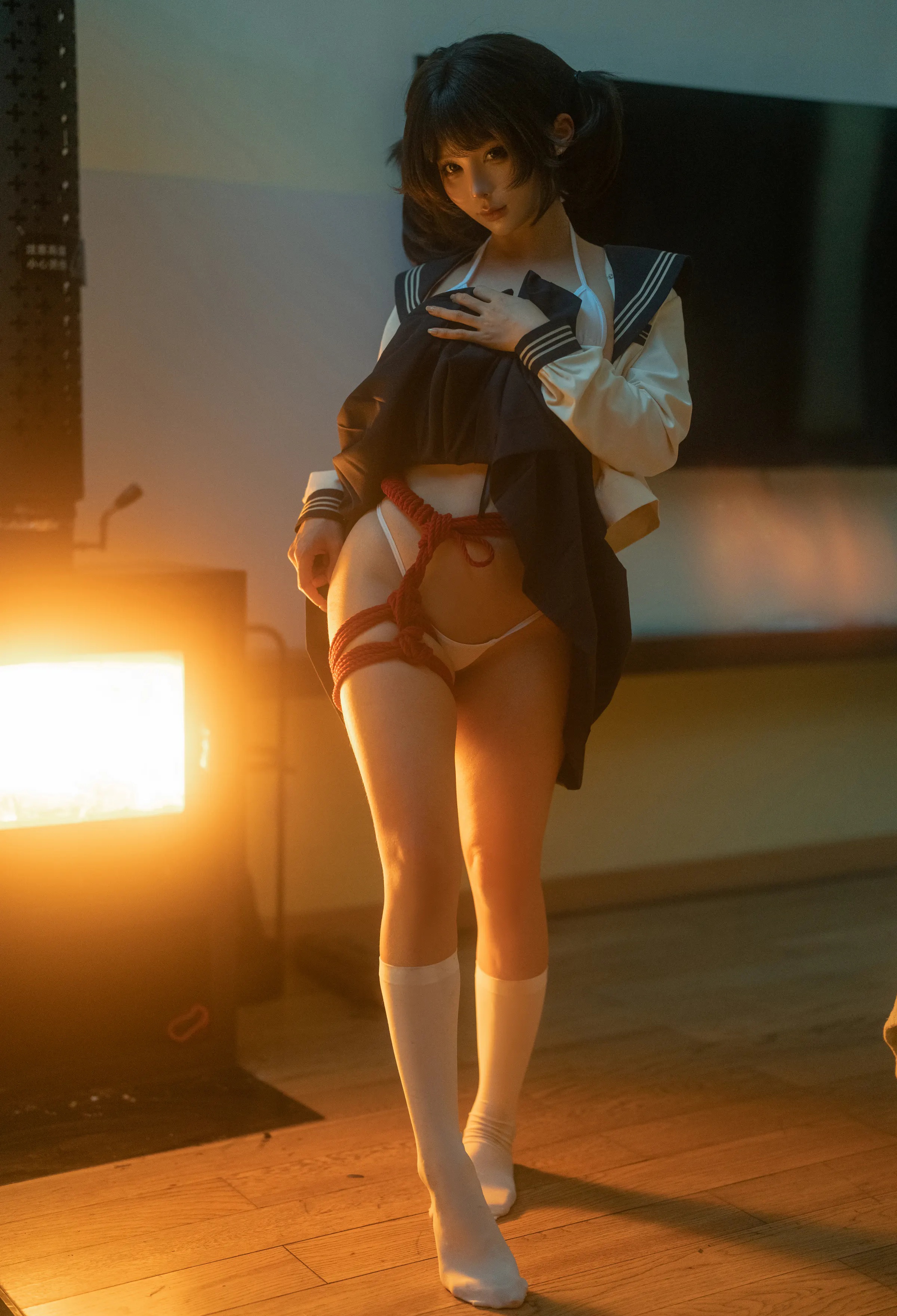 Coser美女_蠢沫沫_No.406 &ndash; 火 主题写真 [19P]-看套图