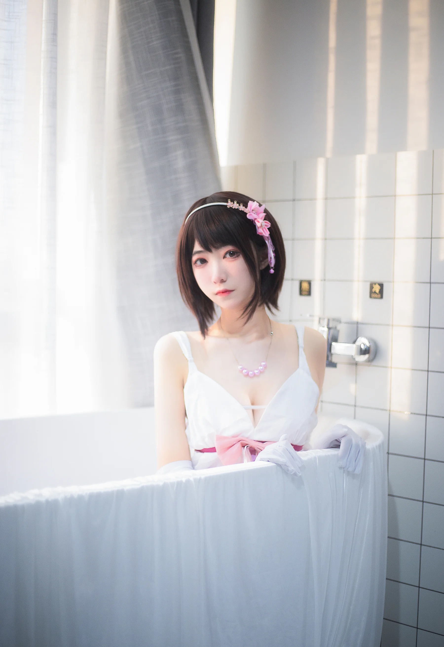 Coser美女_宮本樱_No.003 &ndash; 加藤惠浴室 主题写真 [25P]-看套图