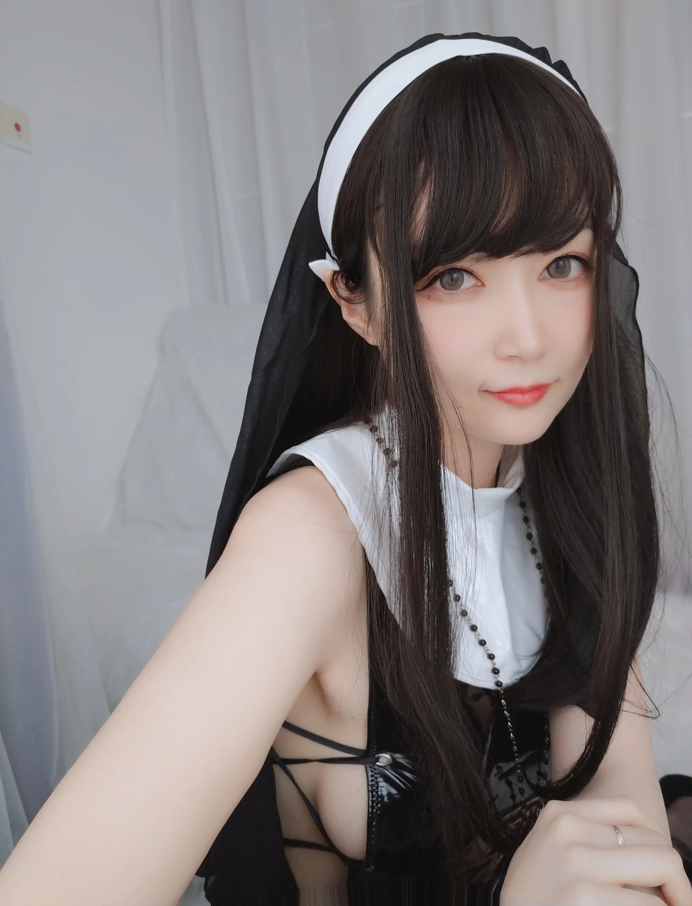 台湾Coser美女白银81-041 - 皮衣修女 主题写真 [95P]Xiuren秀人写真高清美女套图写真下载-看套图看套图