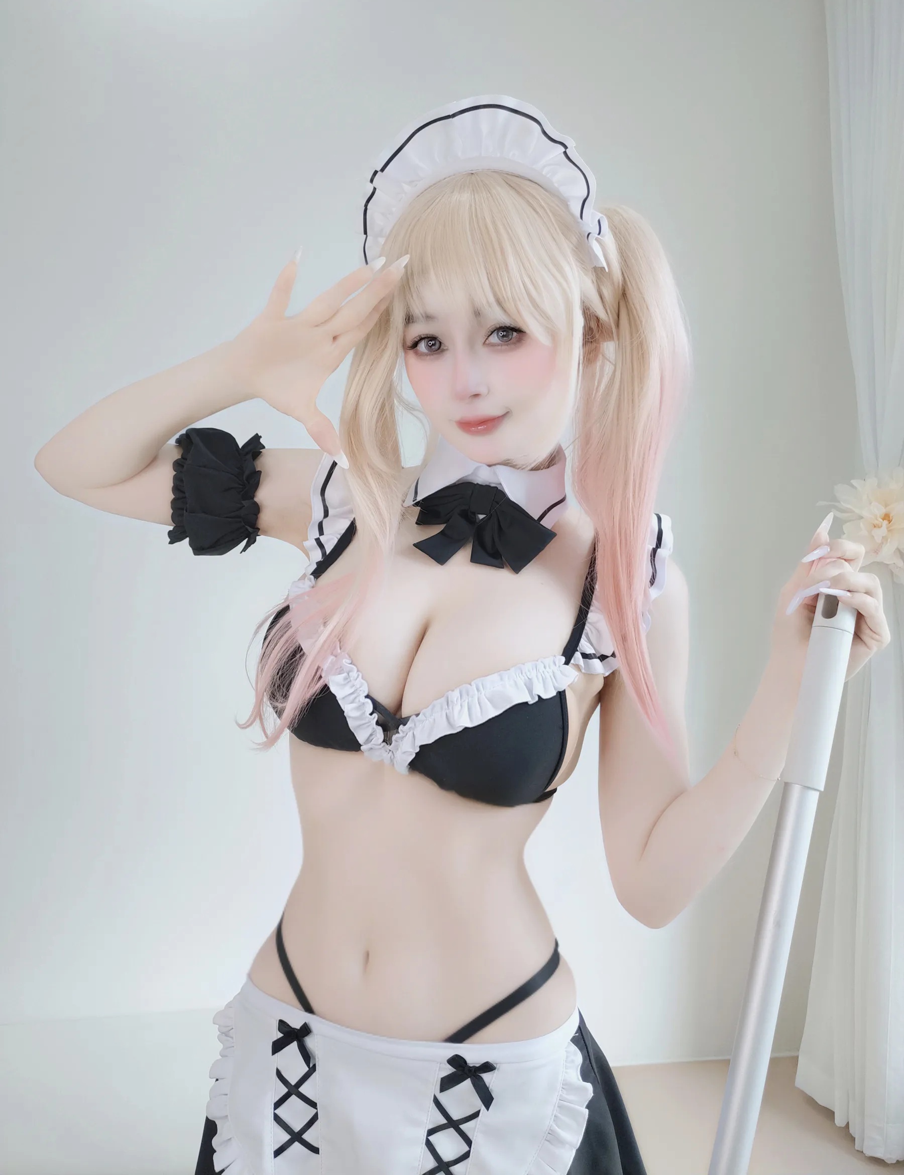 国产Coser美女白银81_NO.207 Maid Marin [62P]Xiuren秀人写真高清美女套图写真下载-看套图看套图