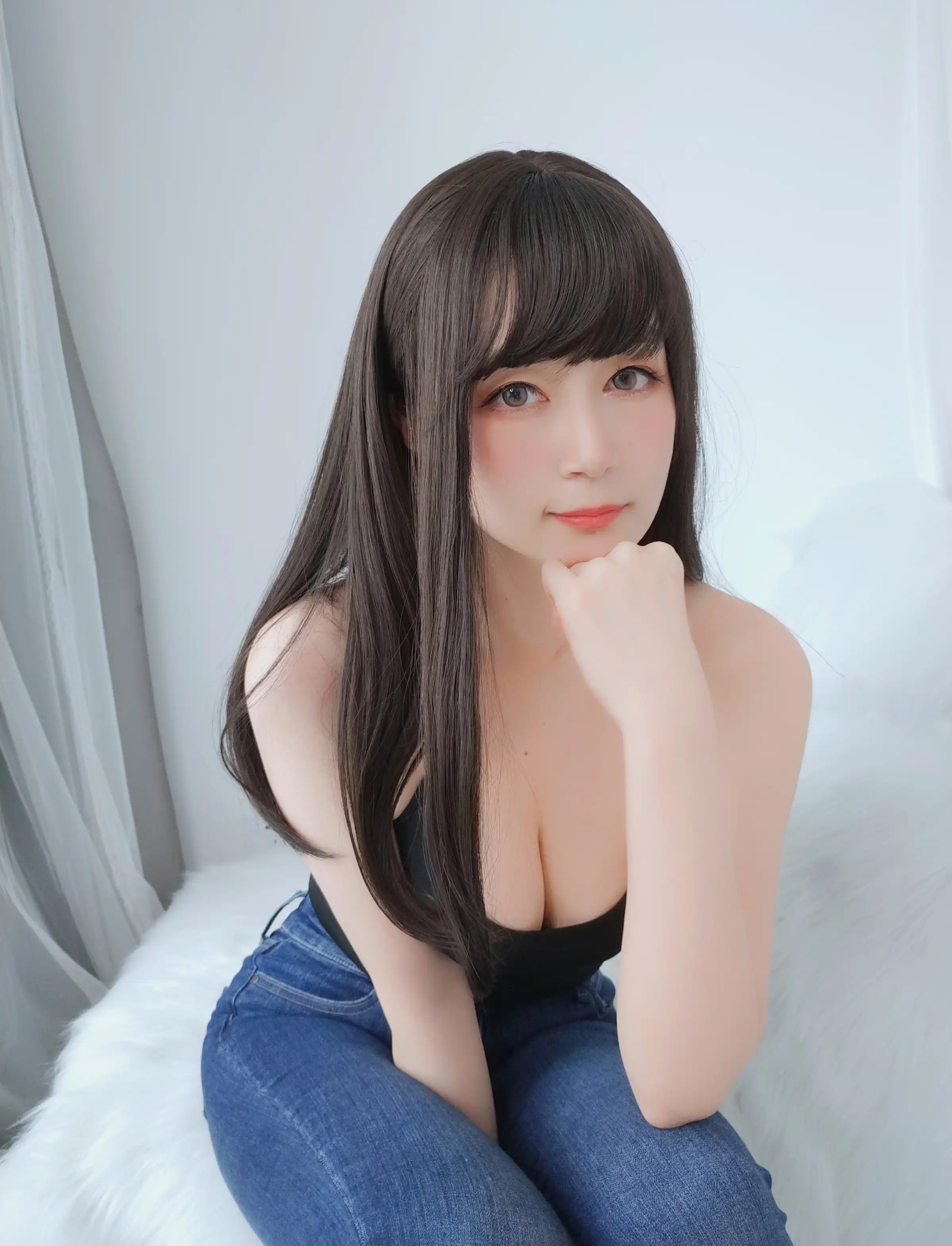 台湾Coser美女白银81-037 - 露背上衣 主题写真 [63P]Xiuren秀人写真高清美女套图写真下载-看套图看套图