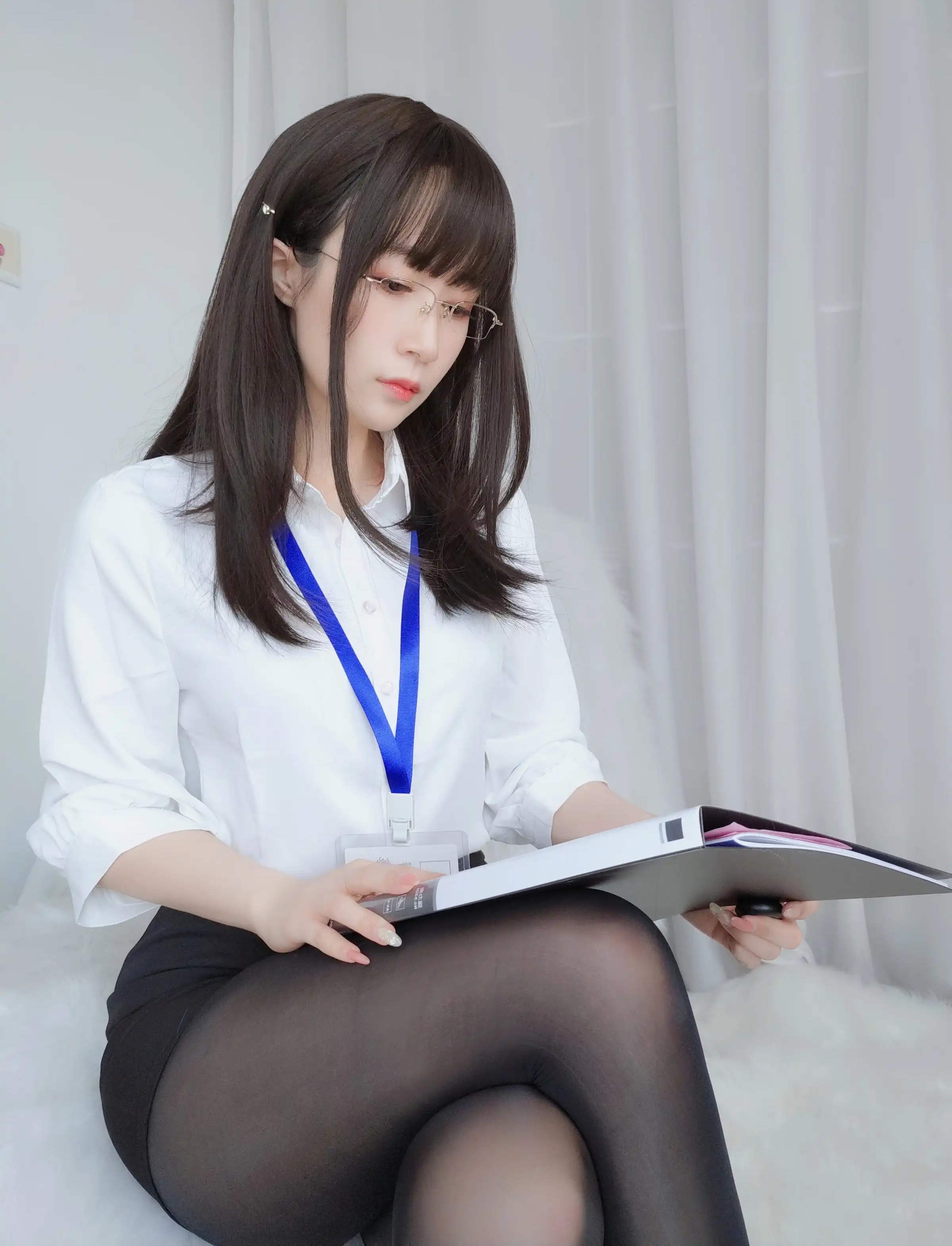 台湾Coser美女白银81-047 - 制服 主题写真 [125P]Xiuren秀人写真高清美女套图写真下载-看套图看套图