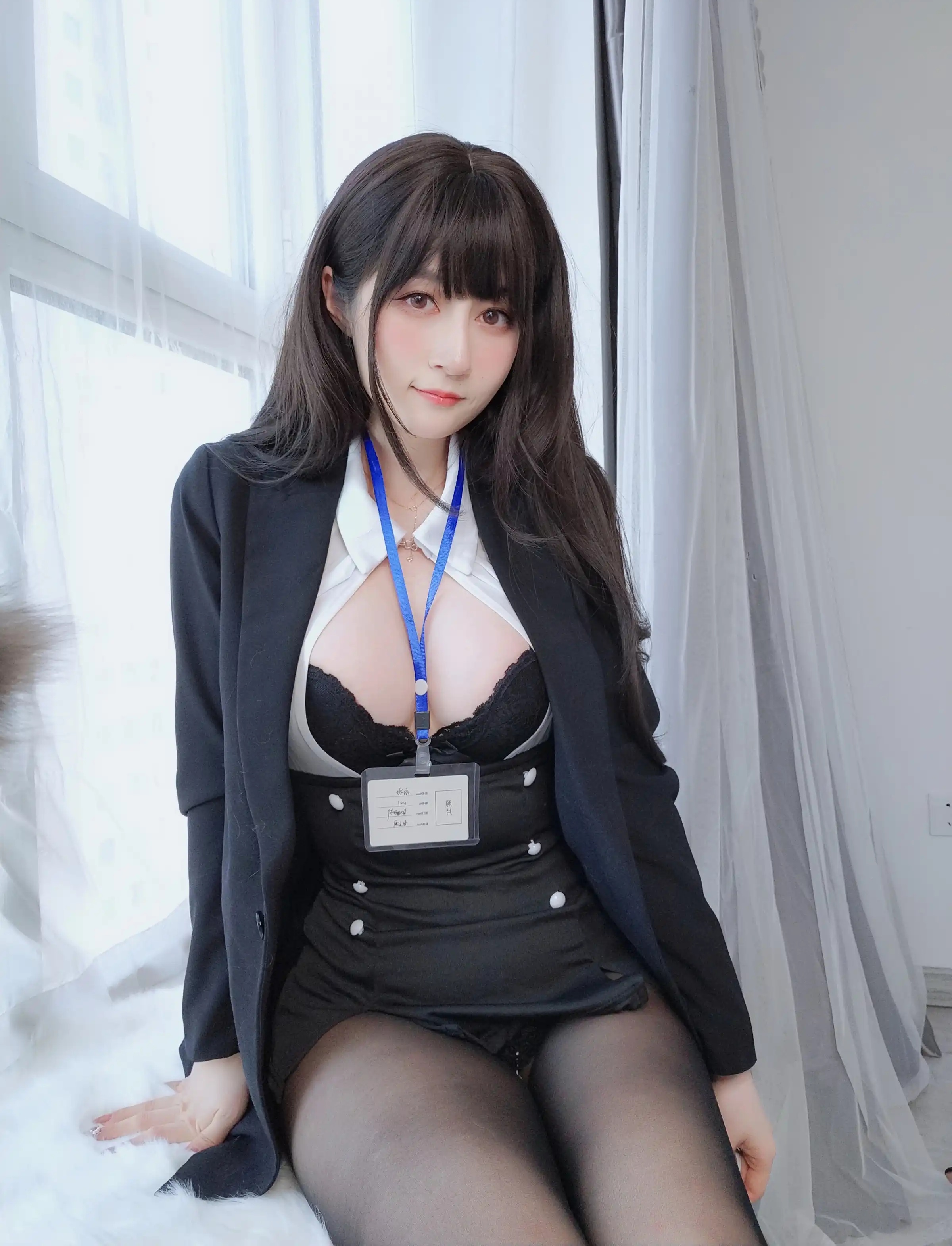 台湾Coser美女白银81-088 - 自拍 Vol.62 黑丝OL 主题写真 [169P]Xiuren秀人写真高清美女套图写真下载-看套图看套图