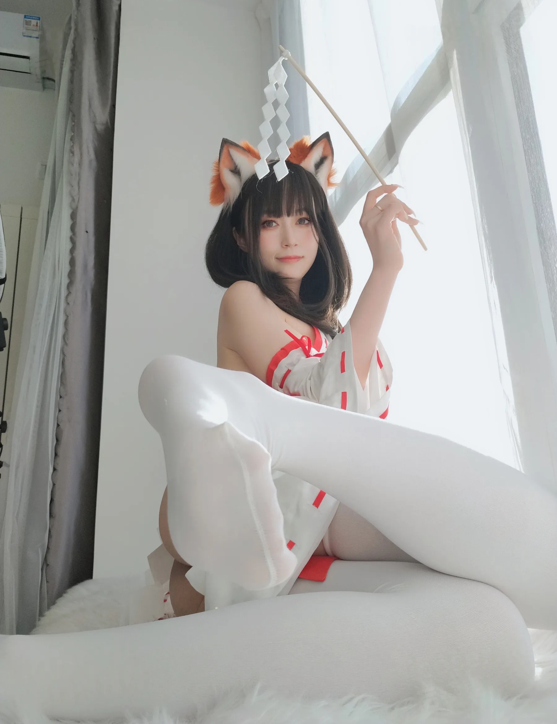 国产Coser美女白银81_NO.185 神社小狐狸 [93P]Xiuren秀人写真高清美女套图写真下载-看套图看套图
