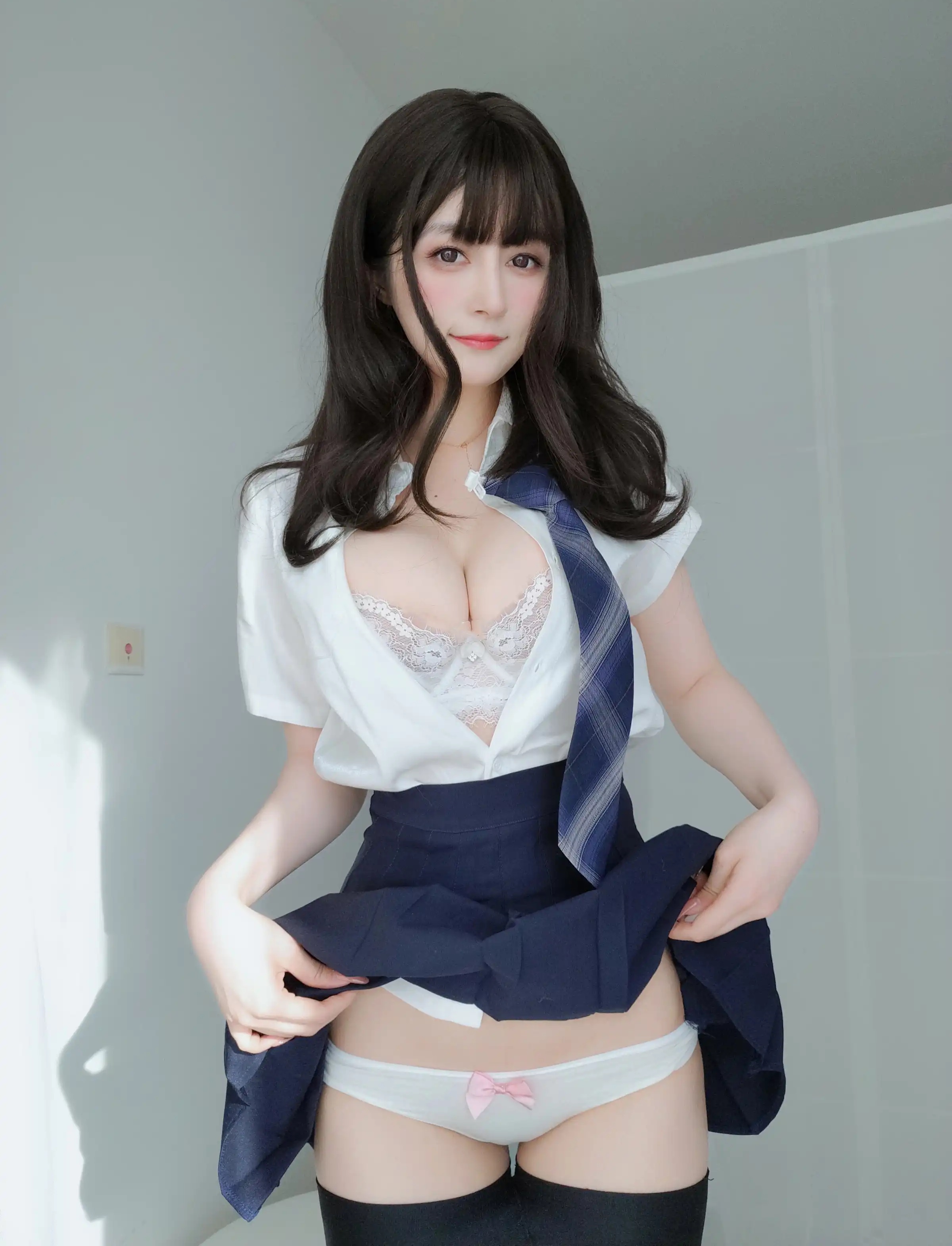 台湾Coser美女白银81-094 - 04月会员全24期合集 主题写真 [380P]Xiuren秀人写真高清美女套图写真下载-看套图看套图