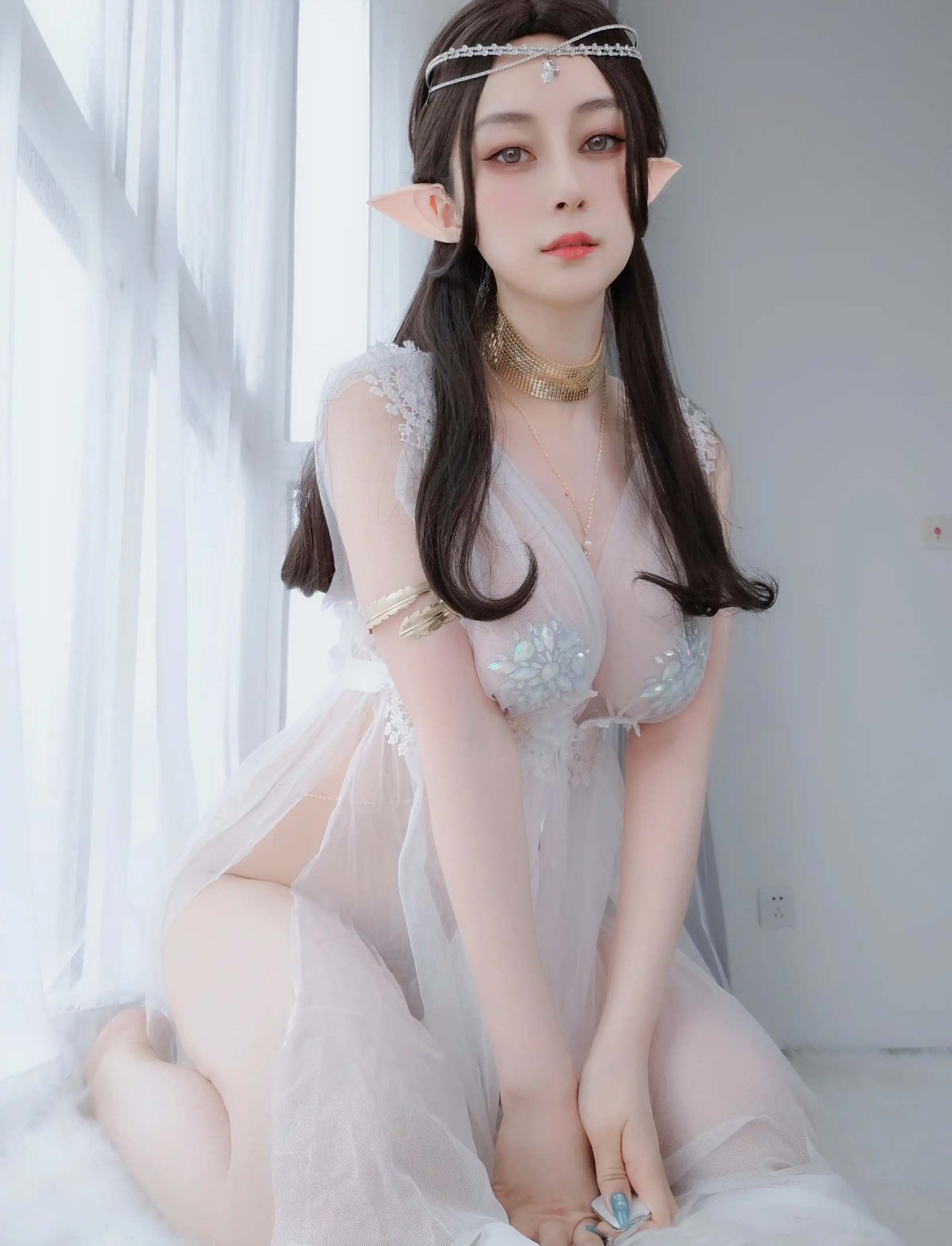 台湾Coser美女白银81-073 - 精灵宝石内衣 主题写真 [70P]Xiuren秀人写真高清美女套图写真下载-看套图看套图