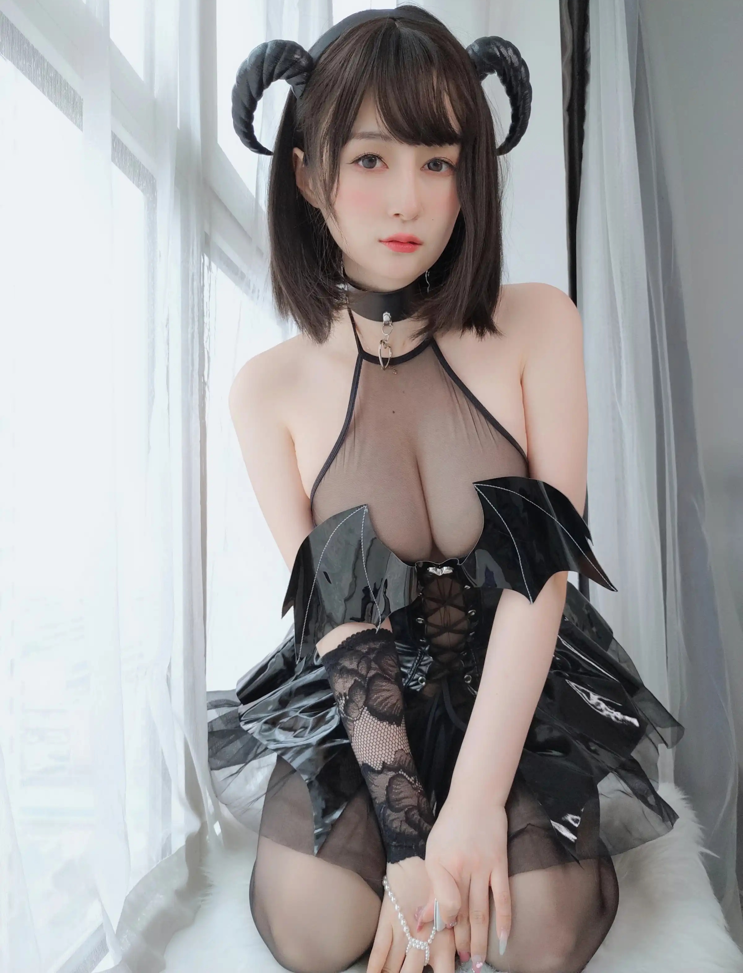 台湾Coser美女白银81-102 - 2023.01月会员合集 (全25期) [255P]Xiuren秀人写真高清美女套图写真下载-看套图看套图