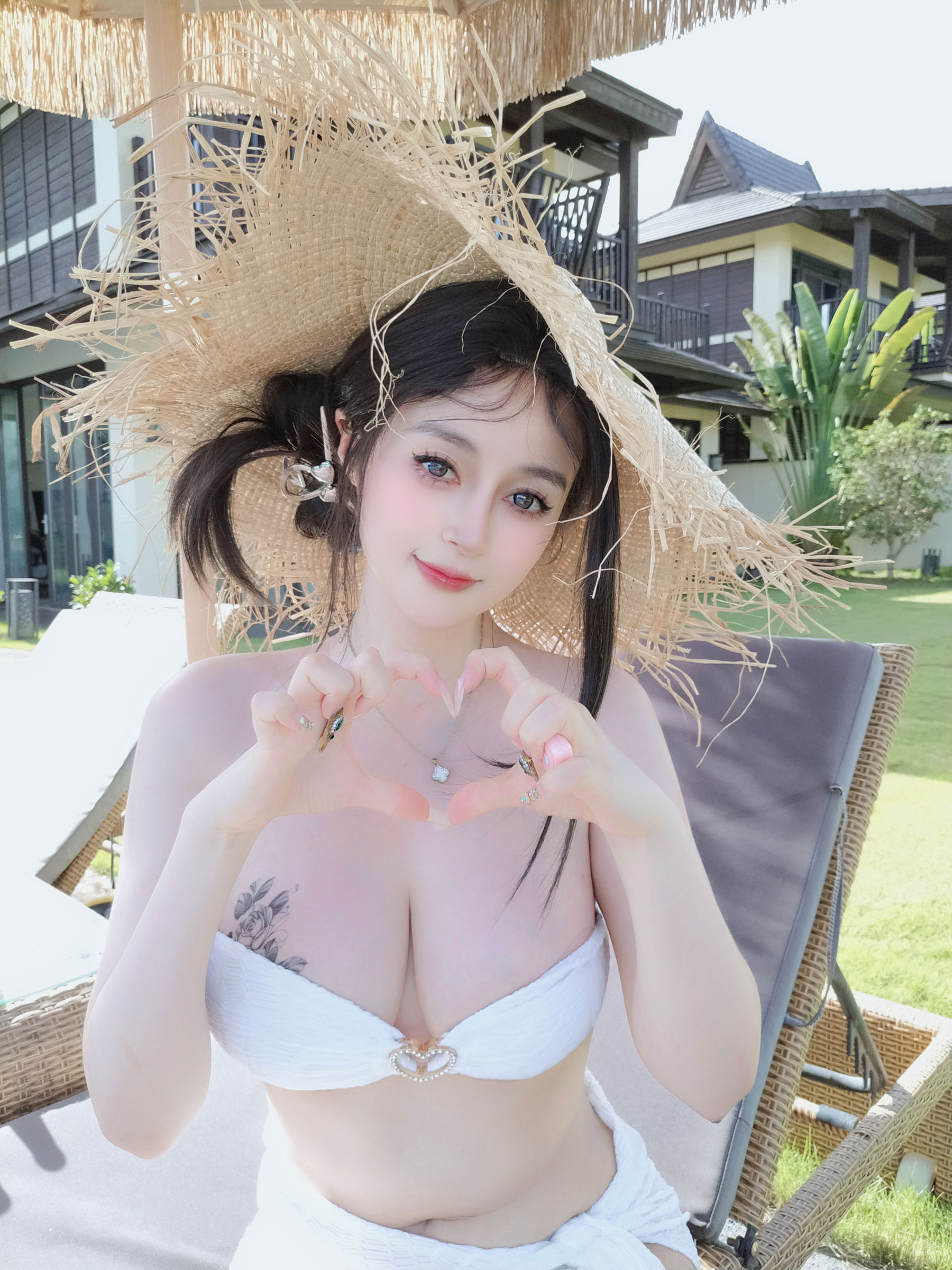 [COSPLAY] Coser小姐姐白银 – 女朋友的泳衣-看套图