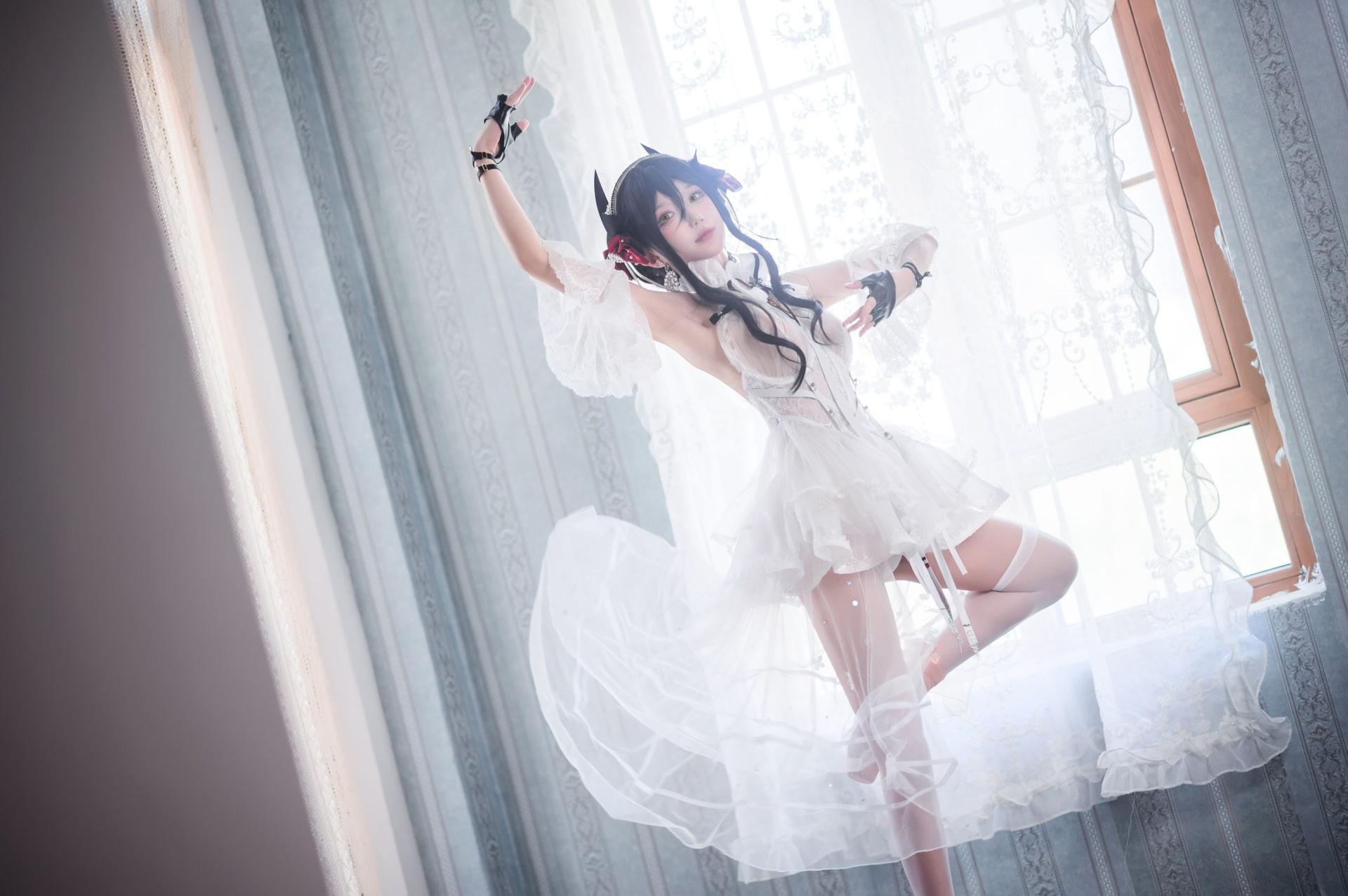 图片[3]-[COSPLAY]阿包也是兔娘 – 明日方舟 伊内斯芭蕾-看套图