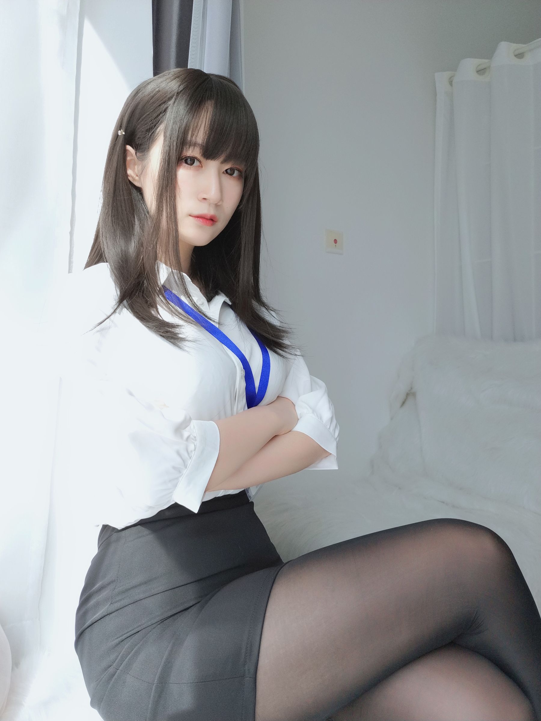 图片[5]-[COSPLAY] Coser小姐姐白银 – 制服-看套图