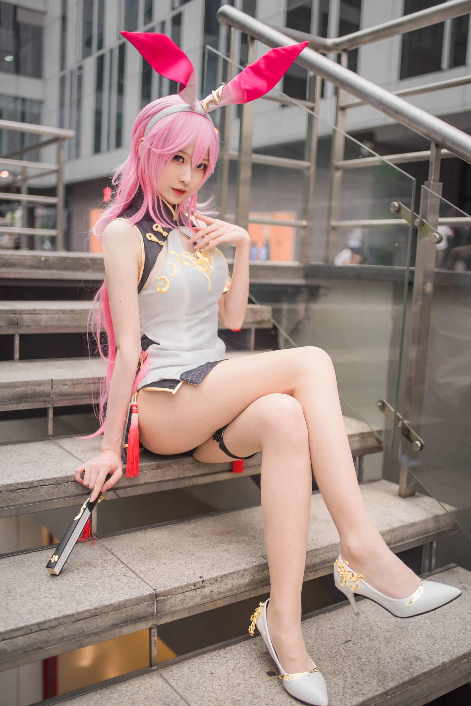 [COSPLAY] 南宫 – 粉红兔女郎-看套图