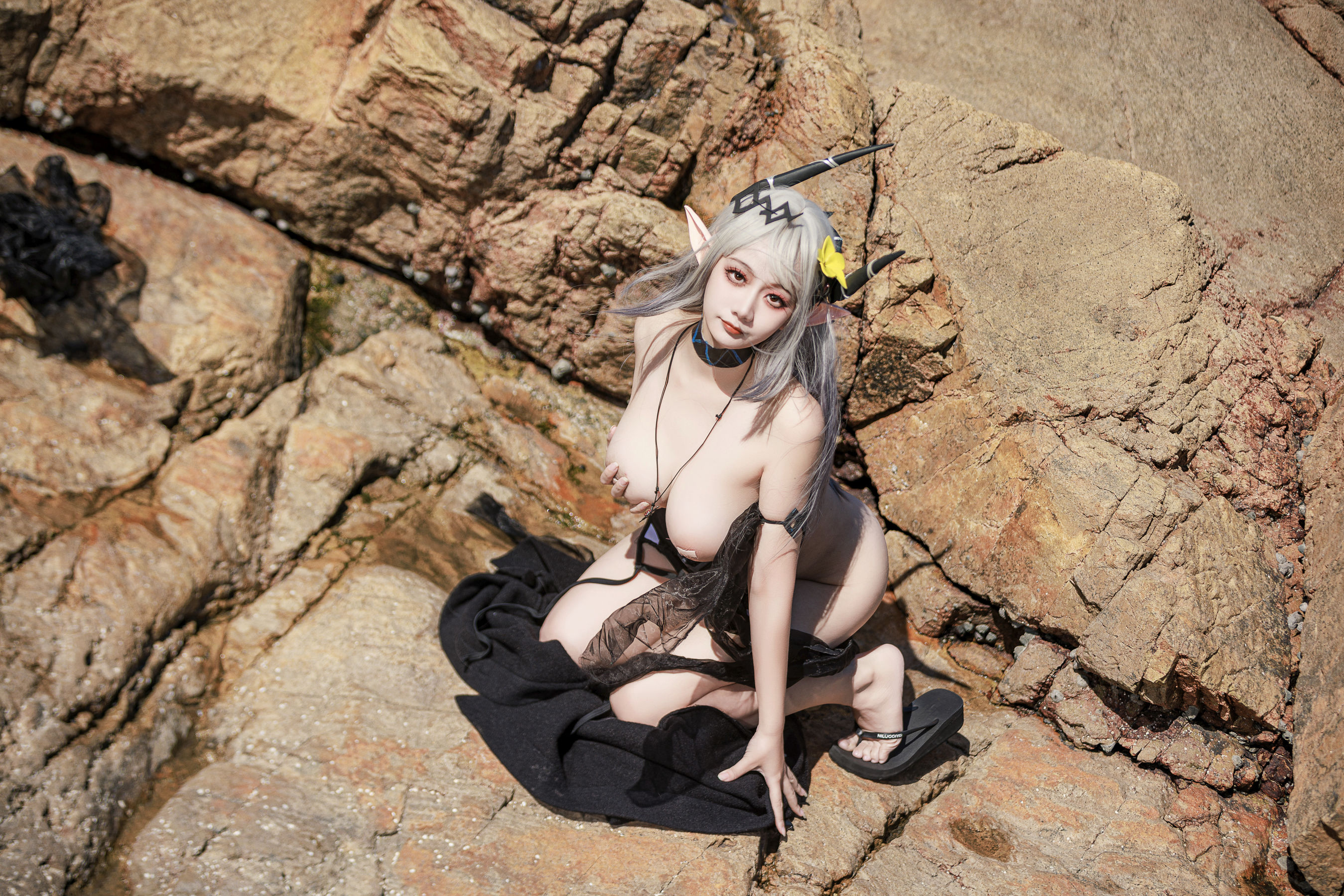 [COSPLAY]阿雪雪 – 泥岩泳装-看套图