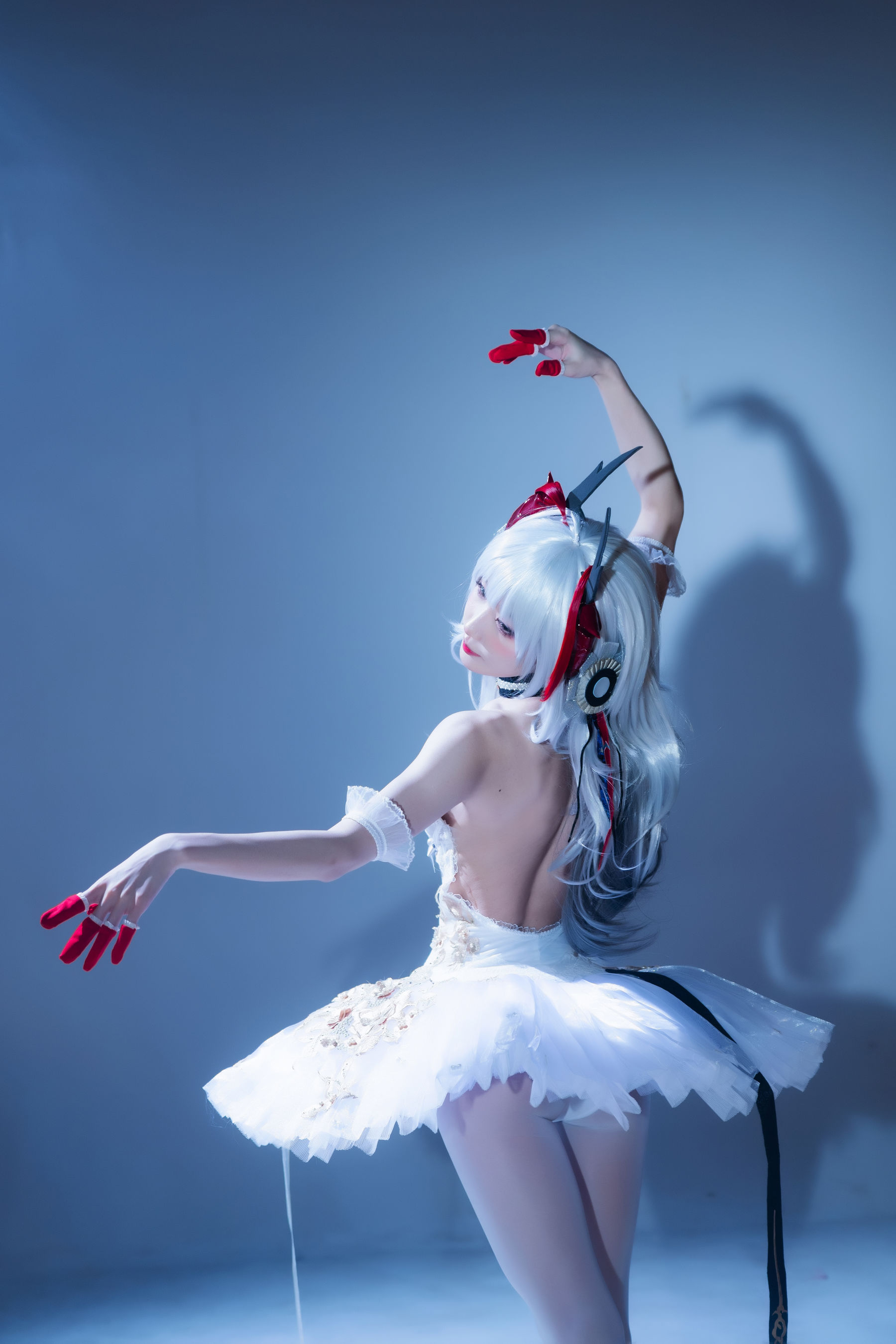 图片[2]-[COSPLAY]阿包也是兔娘 – 明日方舟 芭蕾-看套图