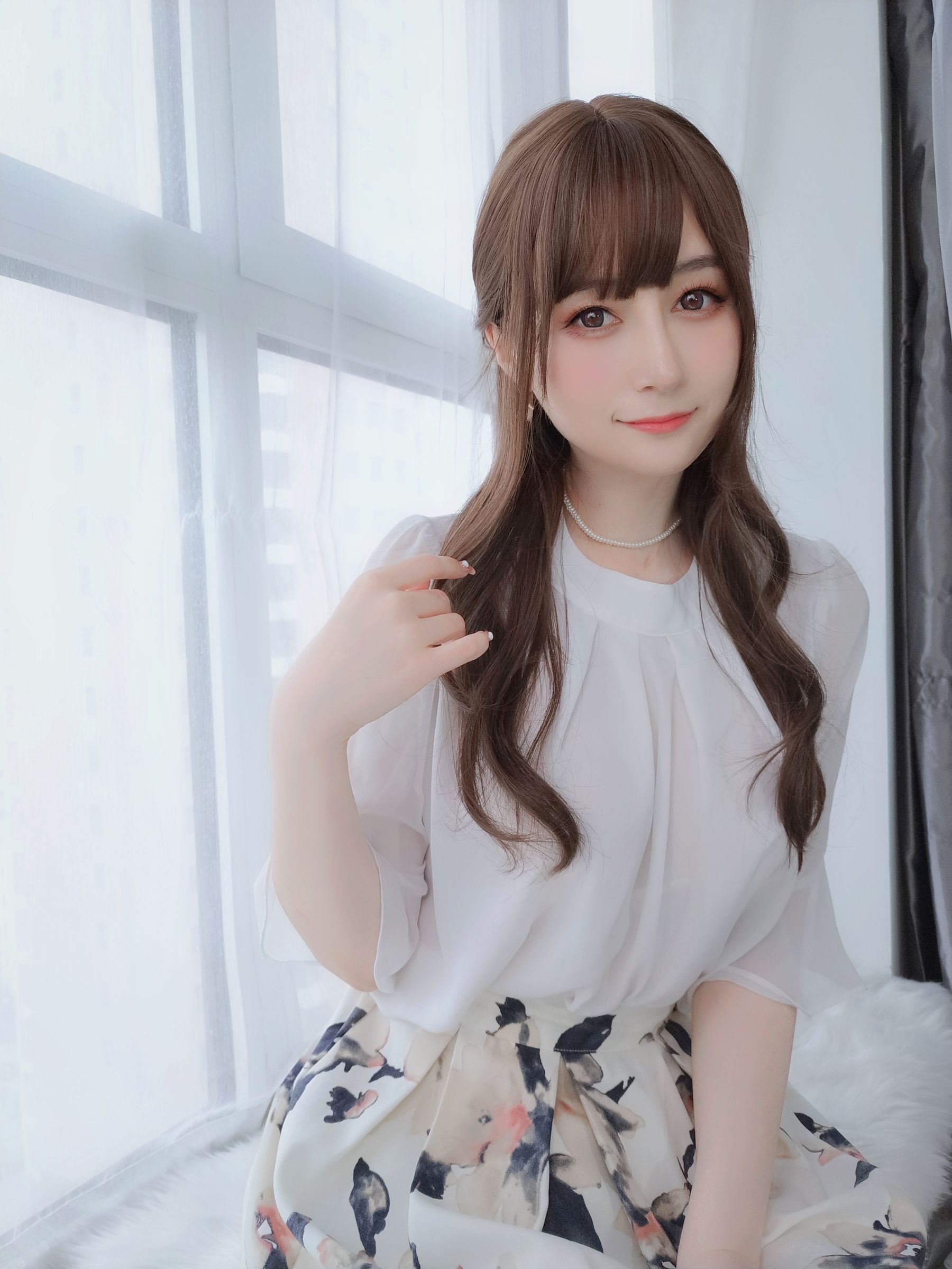 [COSPLAY] Coser小姐姐白银 – 肉丝人妻-看套图