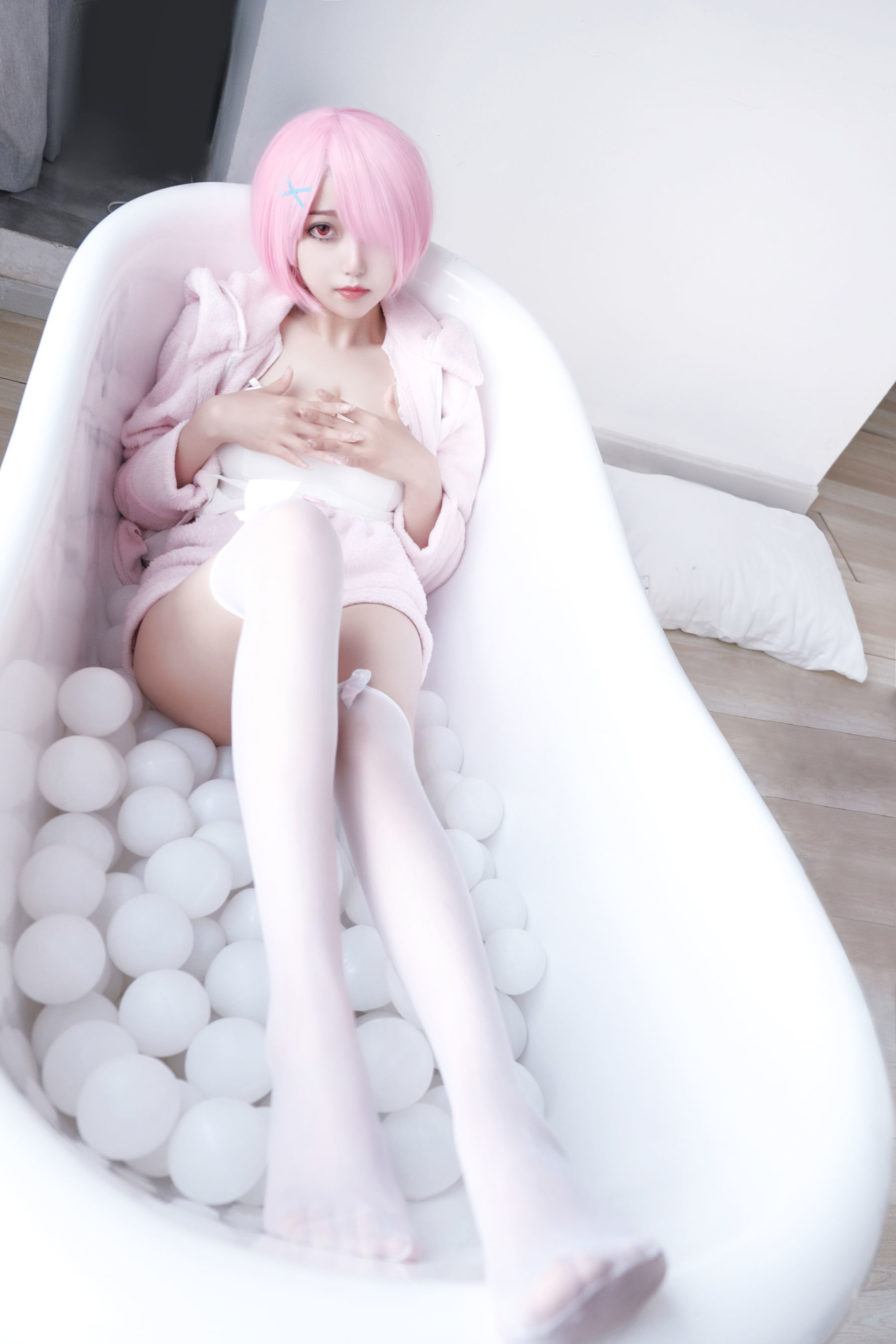 [COSPLAY]eloise软软 – 纯欲拉姆-看套图