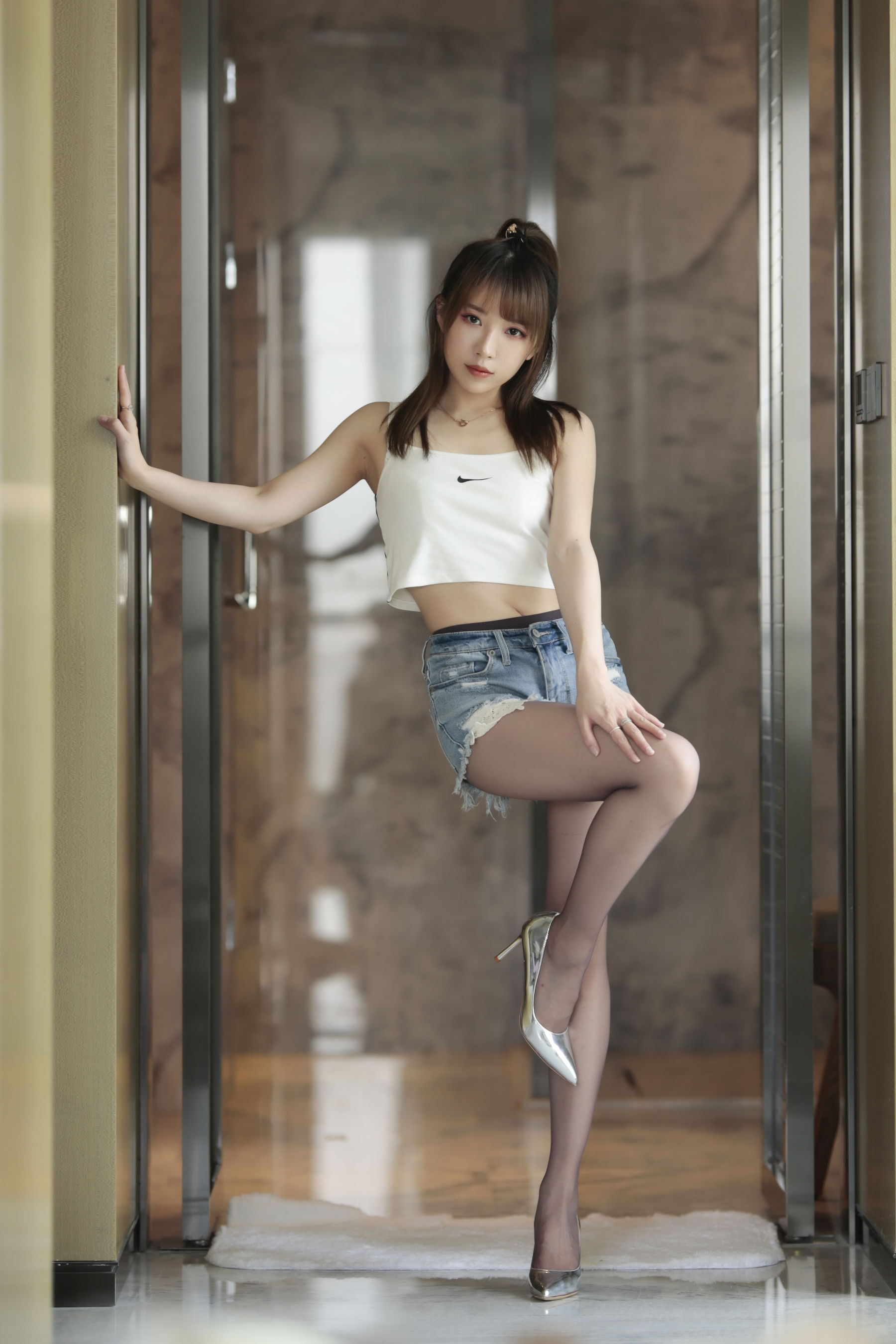 图片[5]-[COSPLAY]小女巫露娜 – 牛仔小裤裤-看套图
