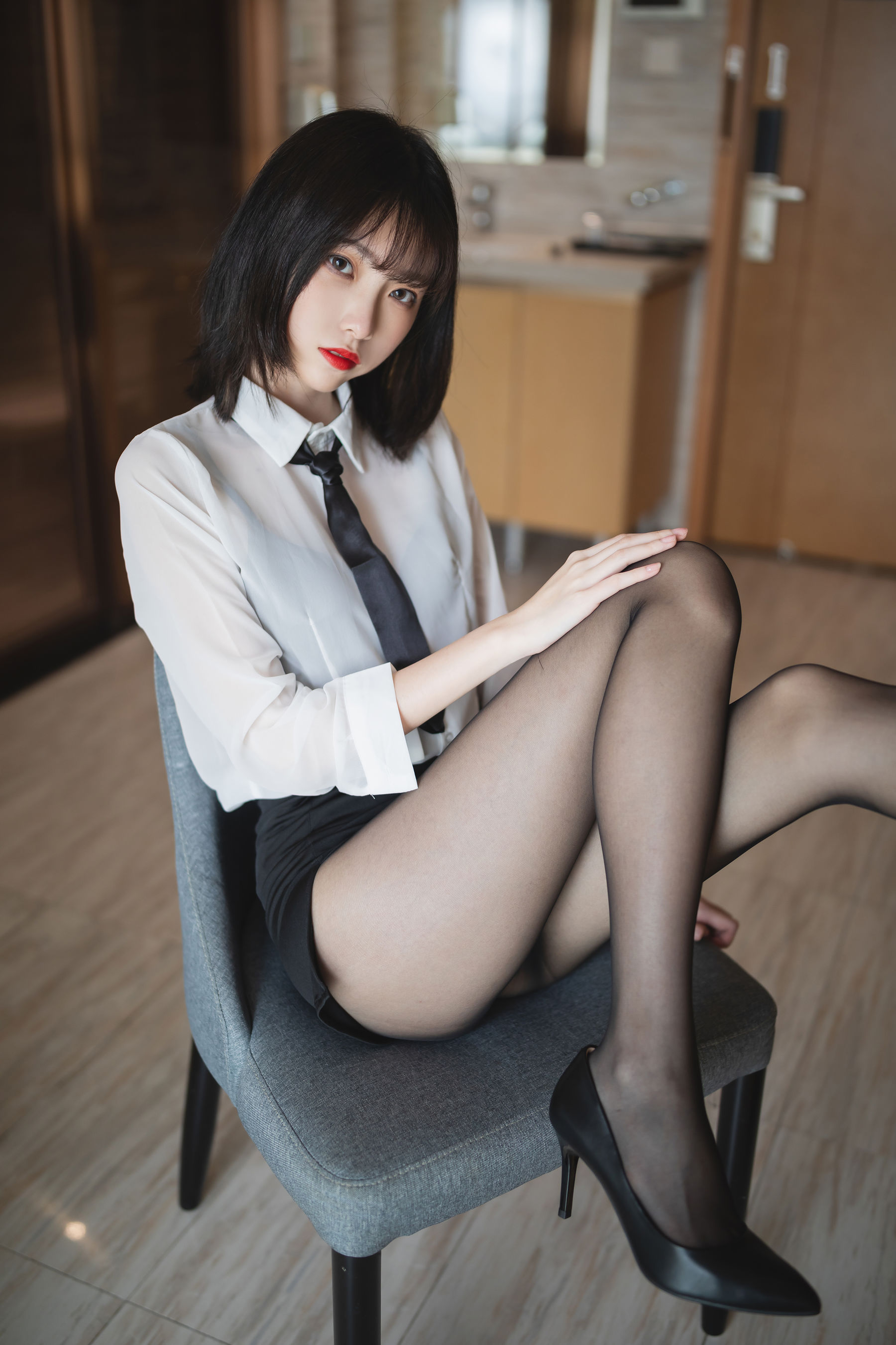 图片[5]-[COSPLAY]许岚 – OL制服-看套图
