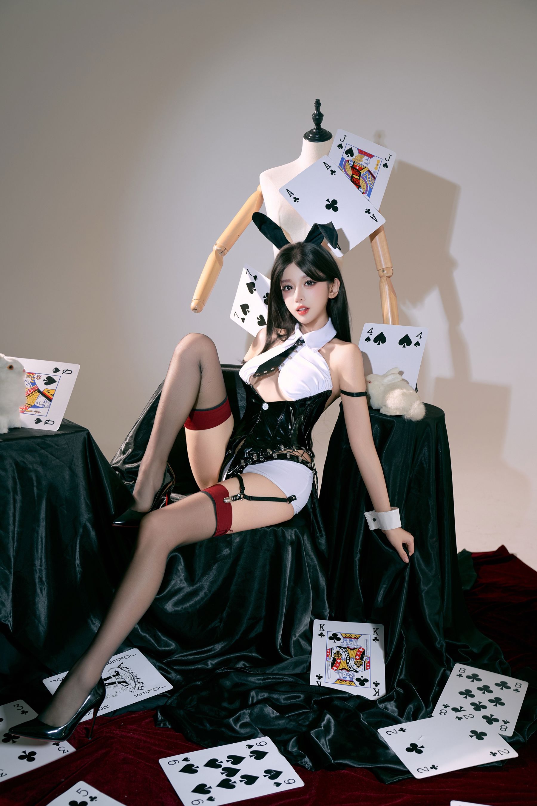 图片[4]-[COSPLAY]过期米线线喵 – 卡牌兔女郎-看套图