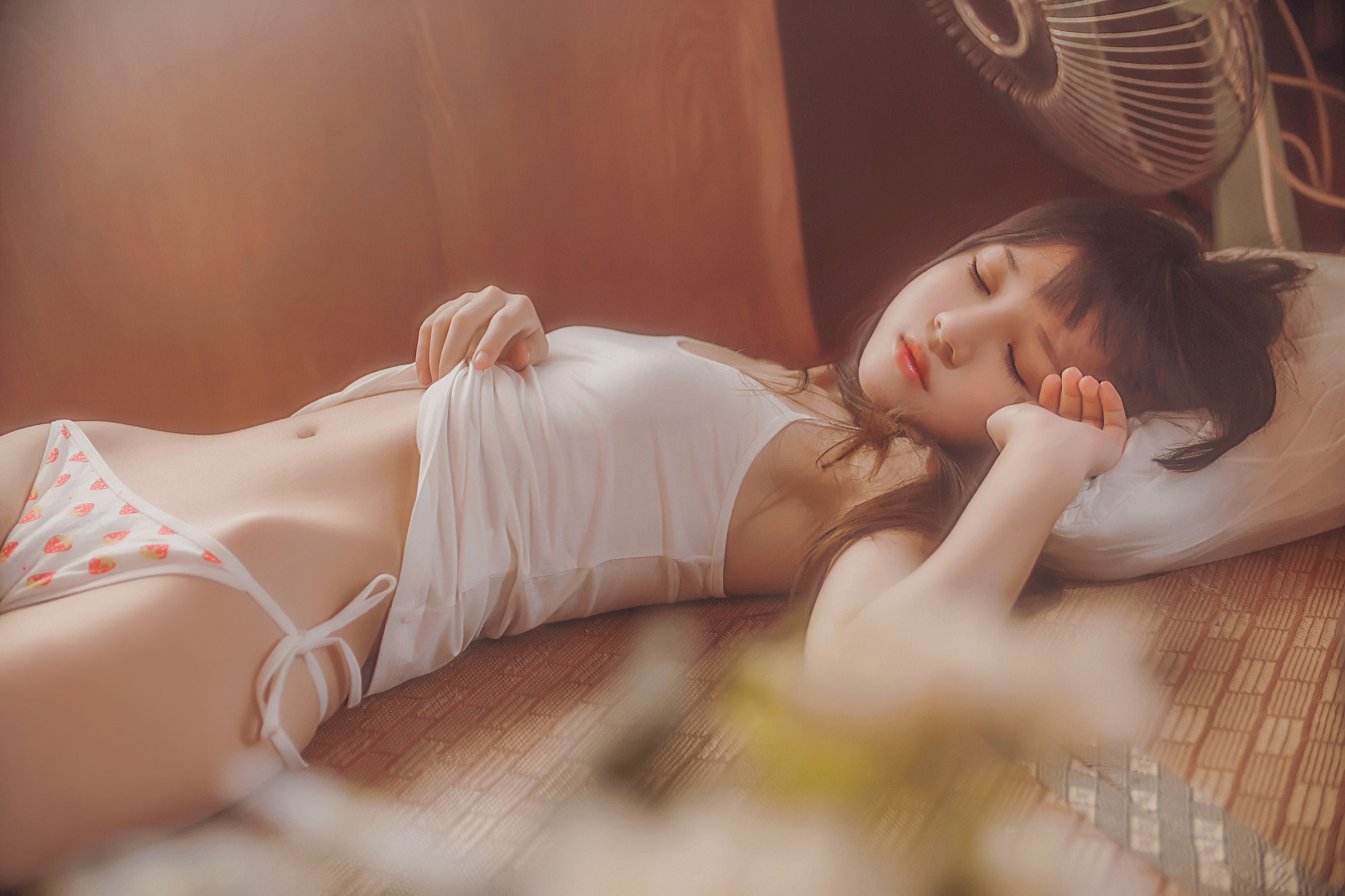 图片[2]-[COSPLAY] 桜桃喵 – 小背心换水手服-看套图