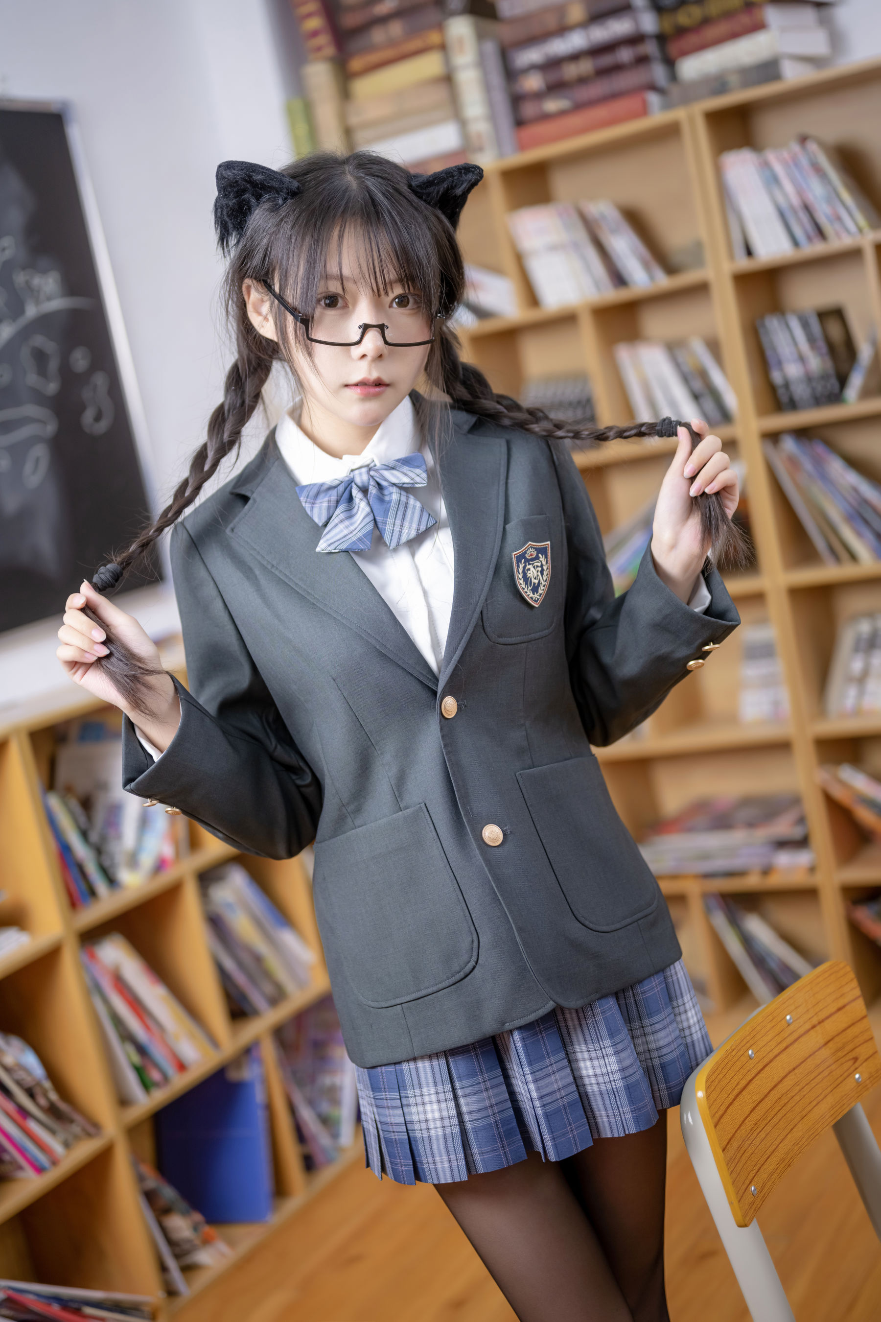 图片[3]-[COSPLAY]香草喵露露 – 小露乱撞 JK制服-看套图