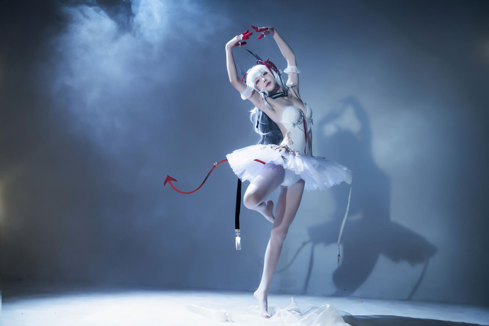 图片[3]-[COSPLAY]阿包也是兔娘 – 明日方舟 芭蕾-看套图