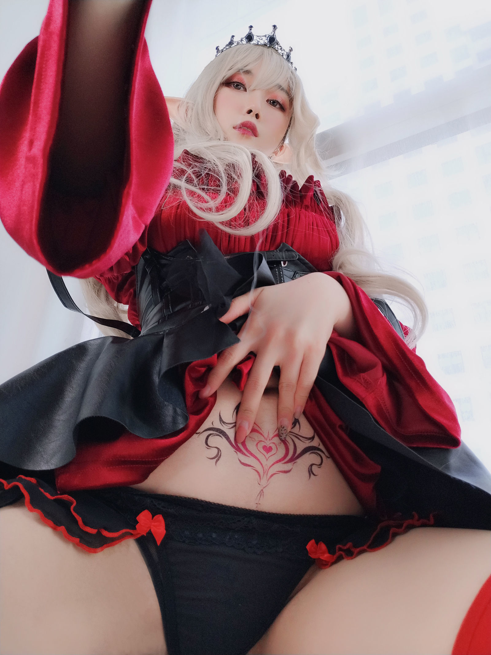 图片[2]-[COSPLAY] Coser小姐姐白银 – 皇家吸血鬼-看套图