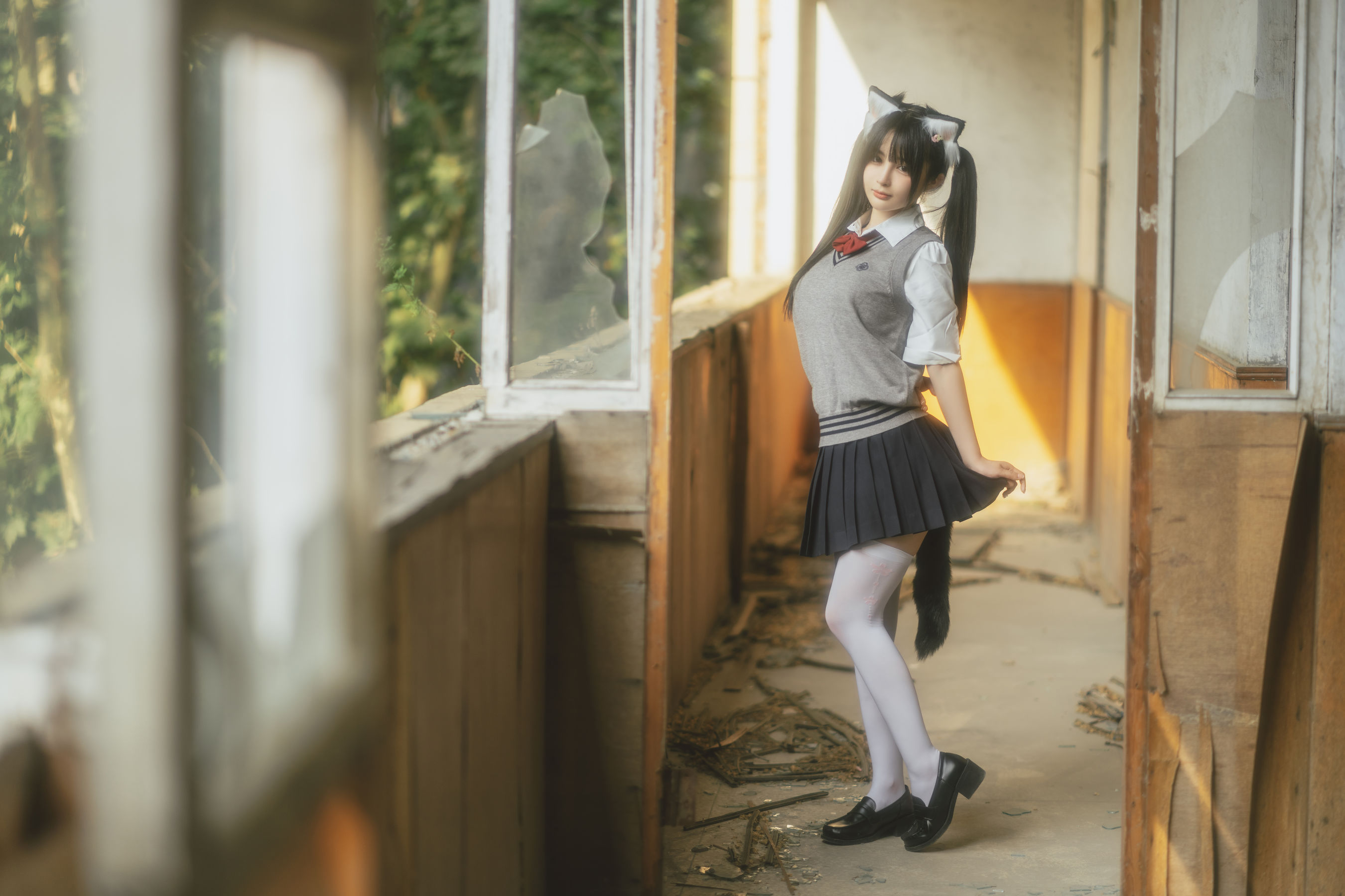 图片[3]-[COSPLAY] 桜井宁宁 – 废墟JK-看套图