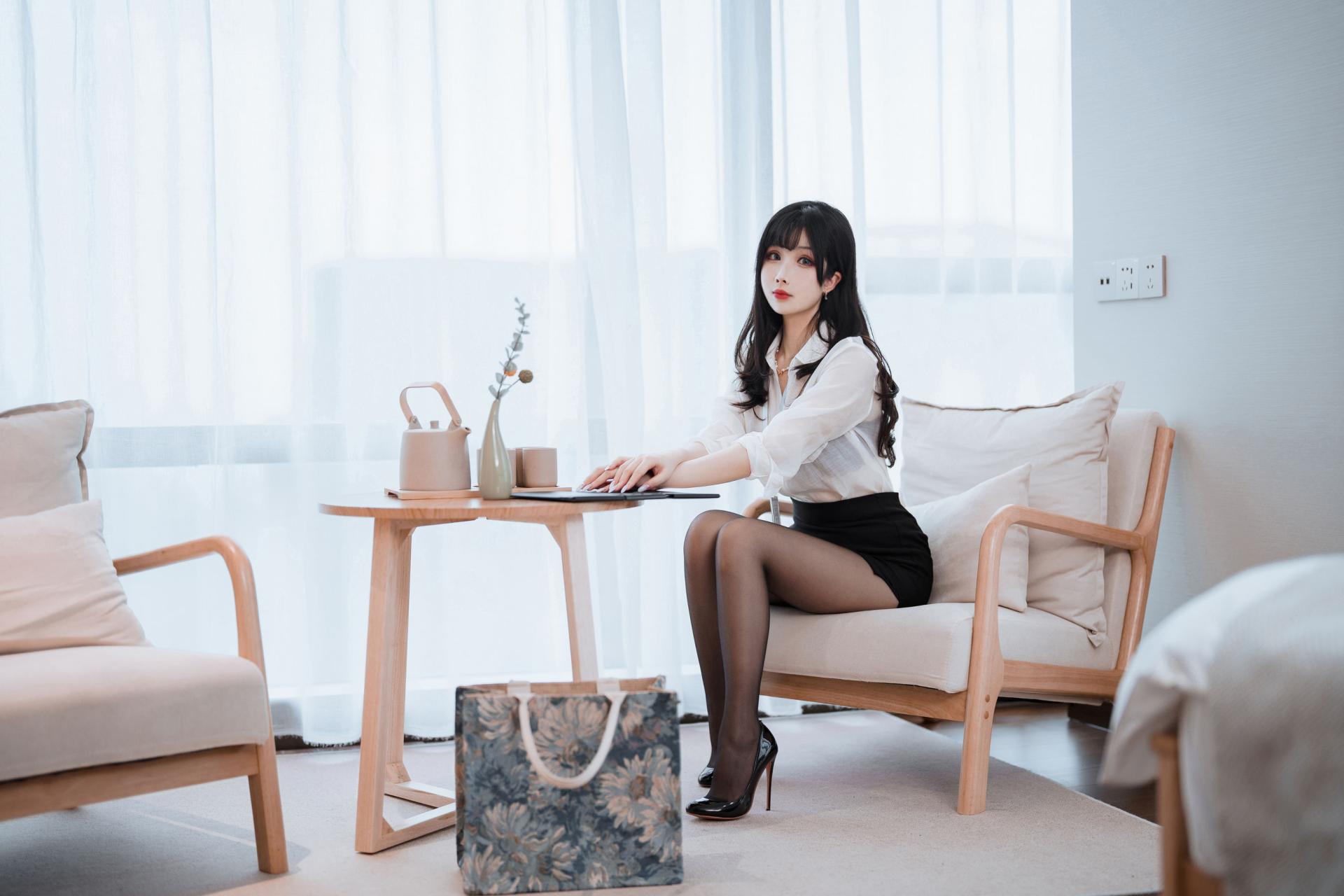 图片[3]-[COSPLAY]rioko凉凉子 – OL前辈-看套图