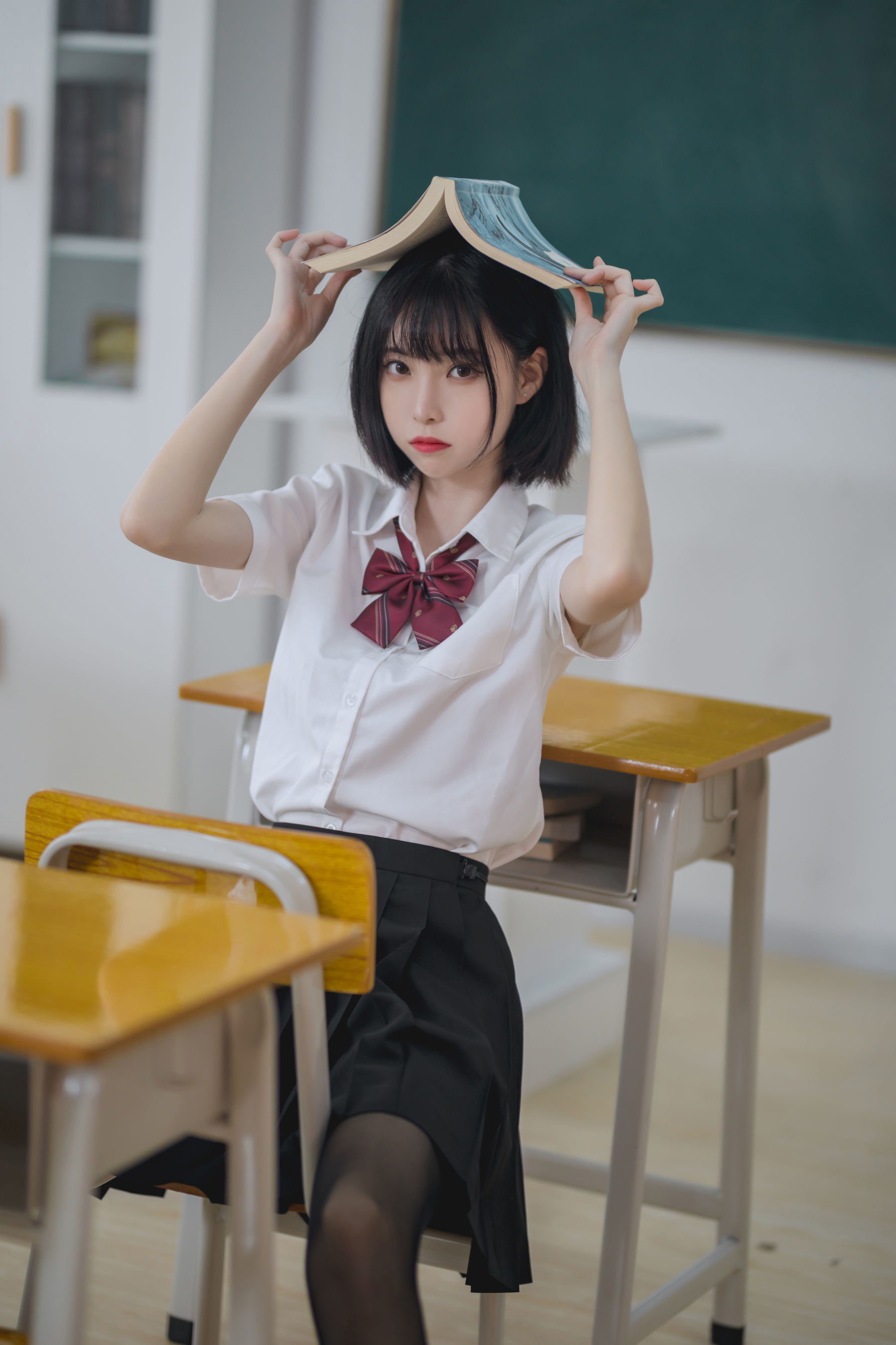 图片[4]-[COSPLAY]许岚 – 教室jk黑丝-看套图