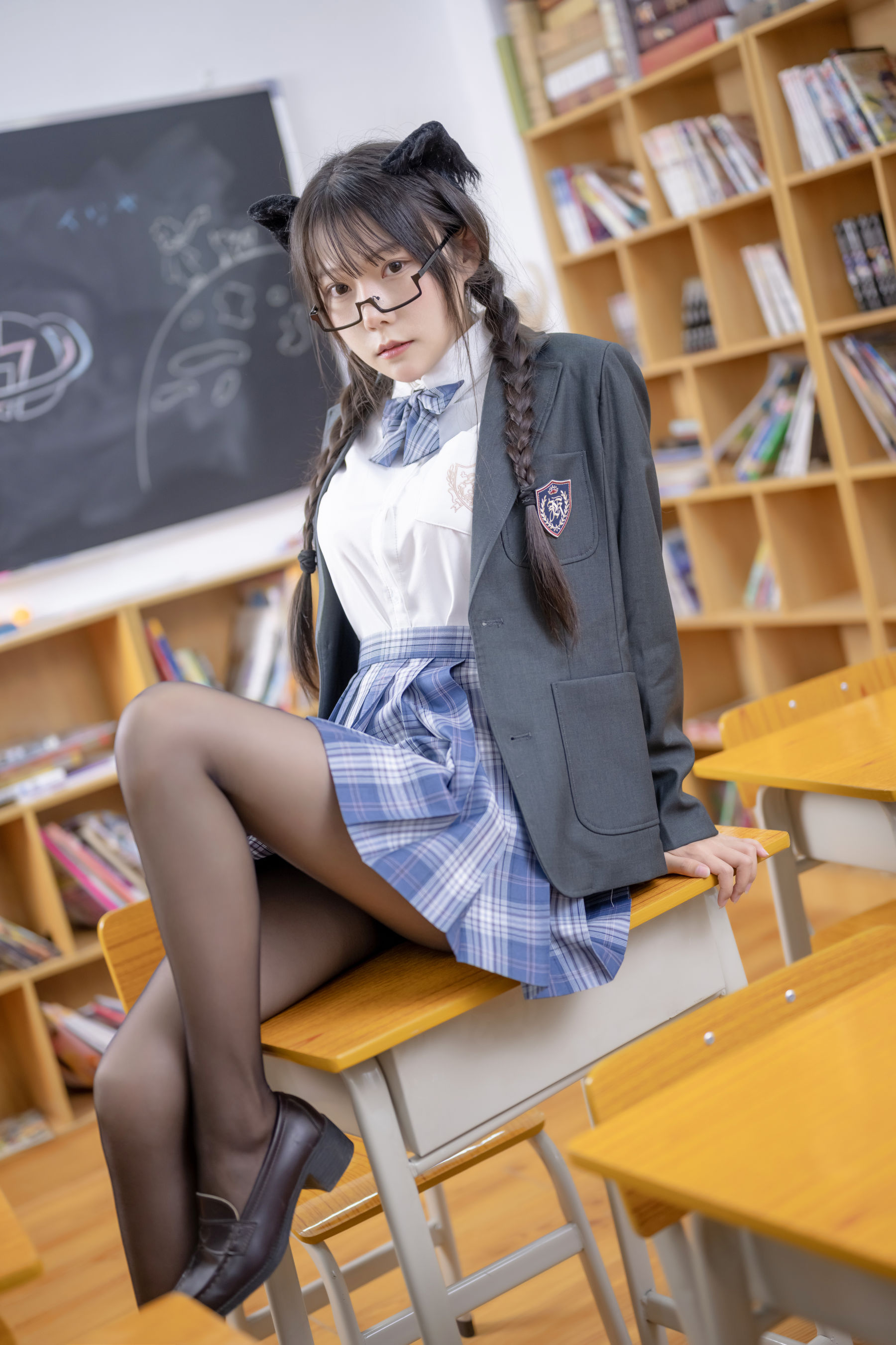 图片[5]-[COSPLAY]香草喵露露 – 小露乱撞 JK制服-看套图