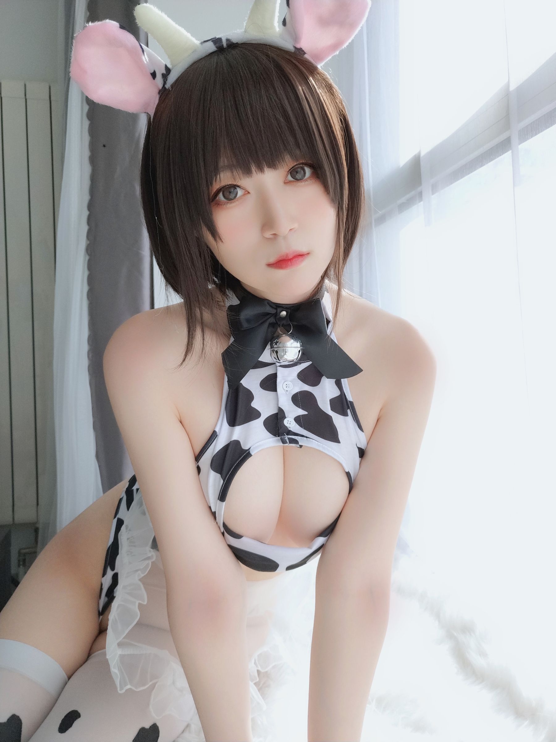 图片[5]-[COSPLAY] Coser小姐姐白银 – 可爱奶牛-看套图