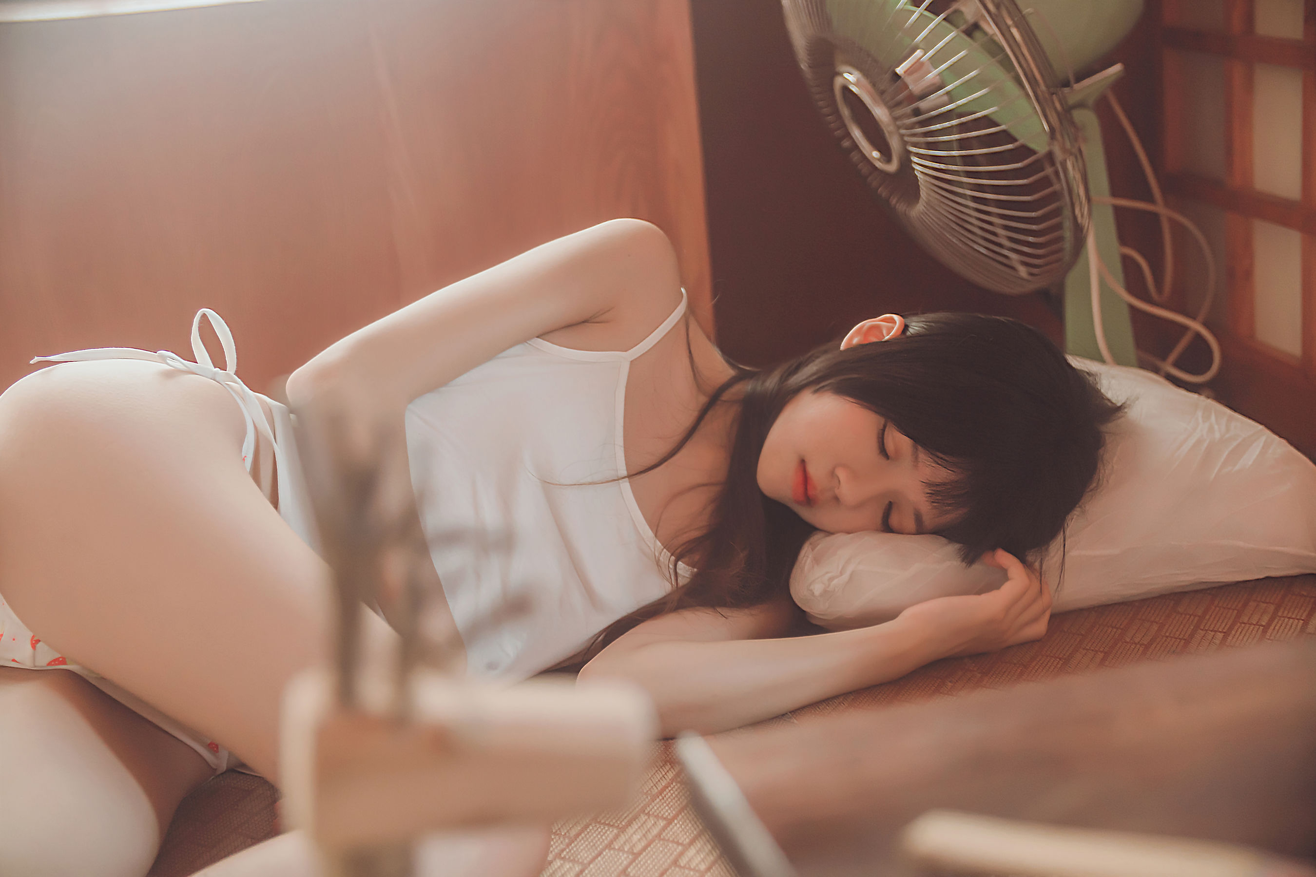 图片[4]-[COSPLAY] 桜桃喵 – 小背心换水手服-看套图
