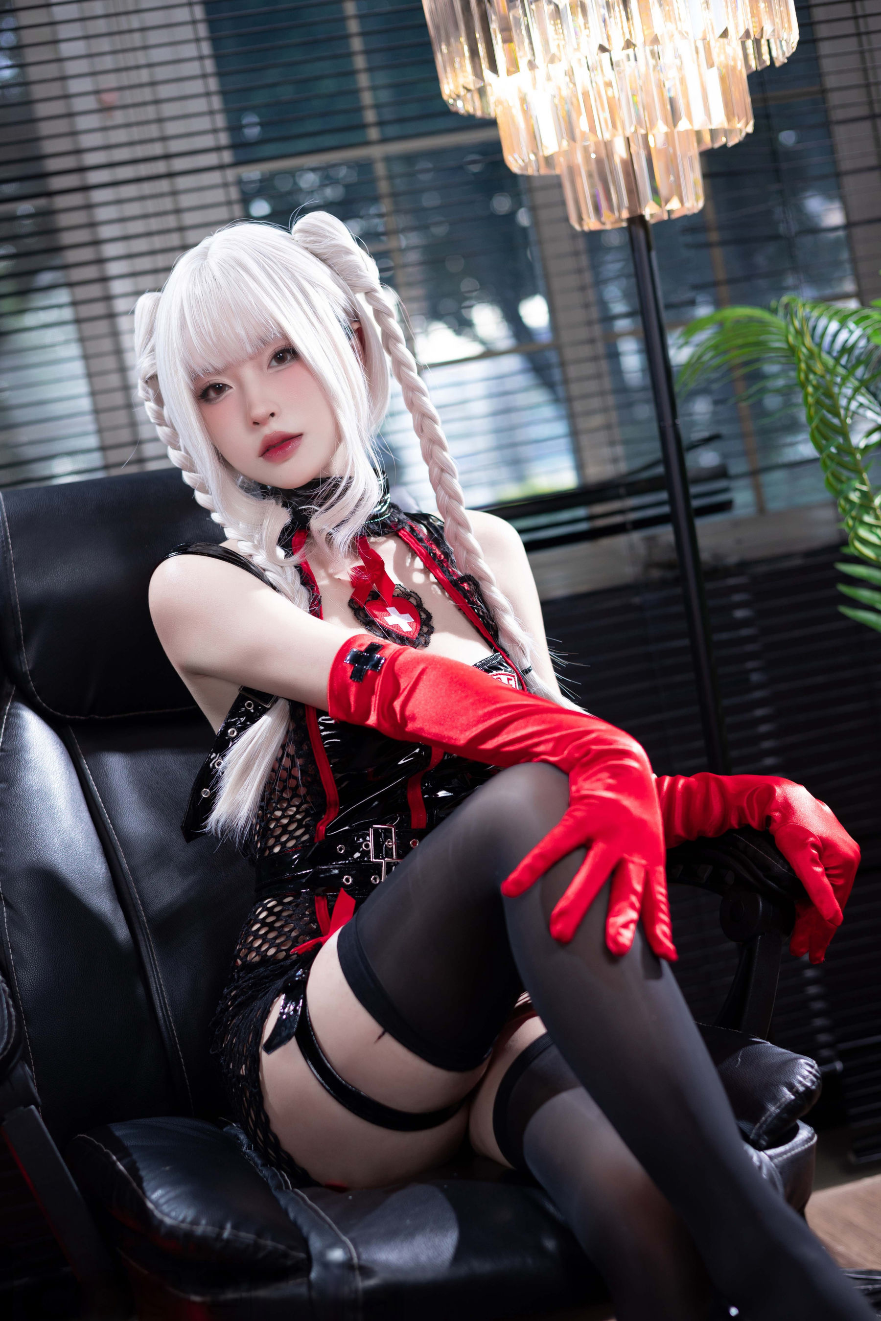 [COSPLAY] 清水由乃 白发护士-看套图