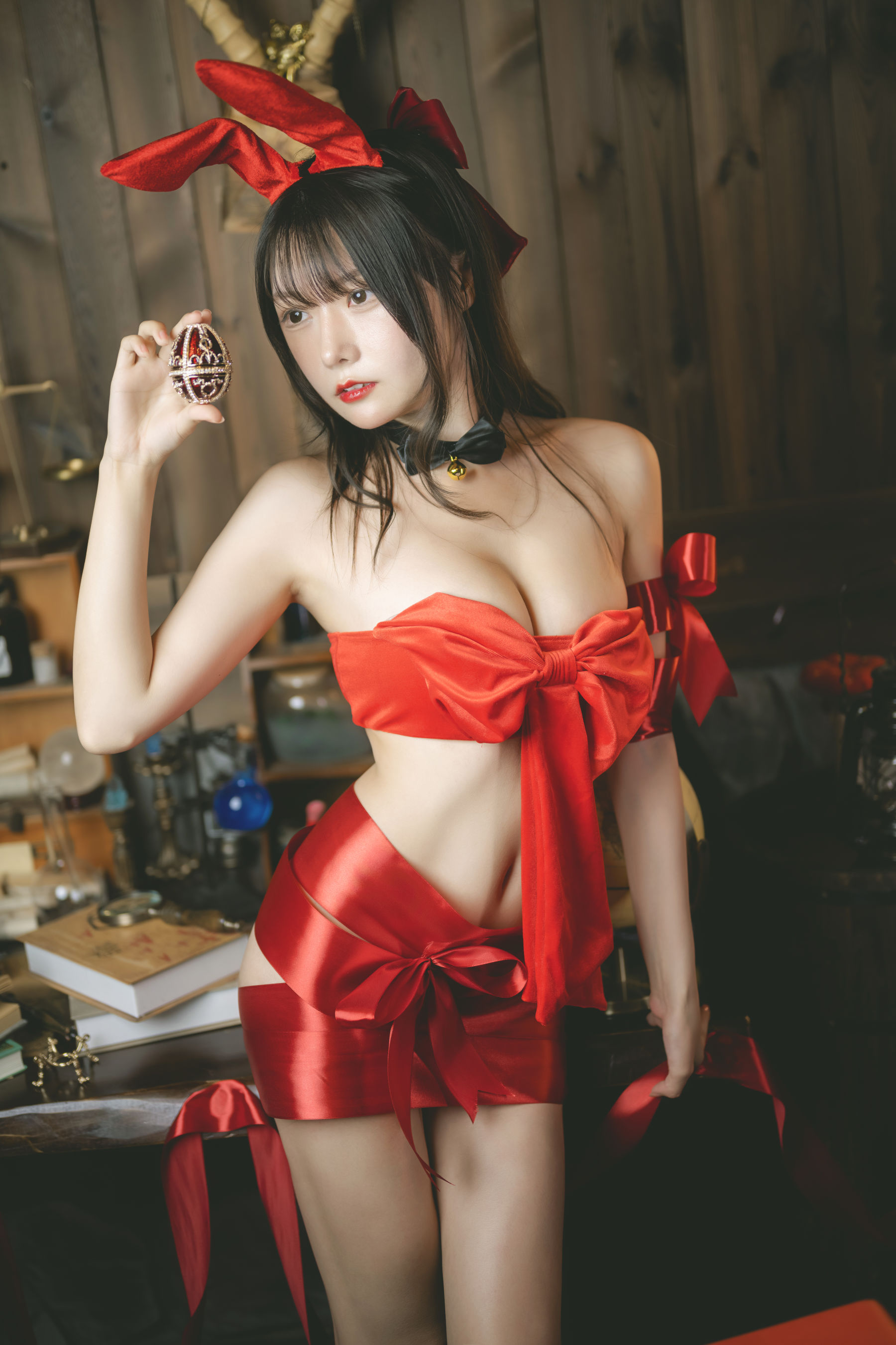 [COSPLAY]香草喵露露 – 杨枝甘露 红色丝带礼物Xiuren秀人写真高清美女套图写真下载-看套图看套图