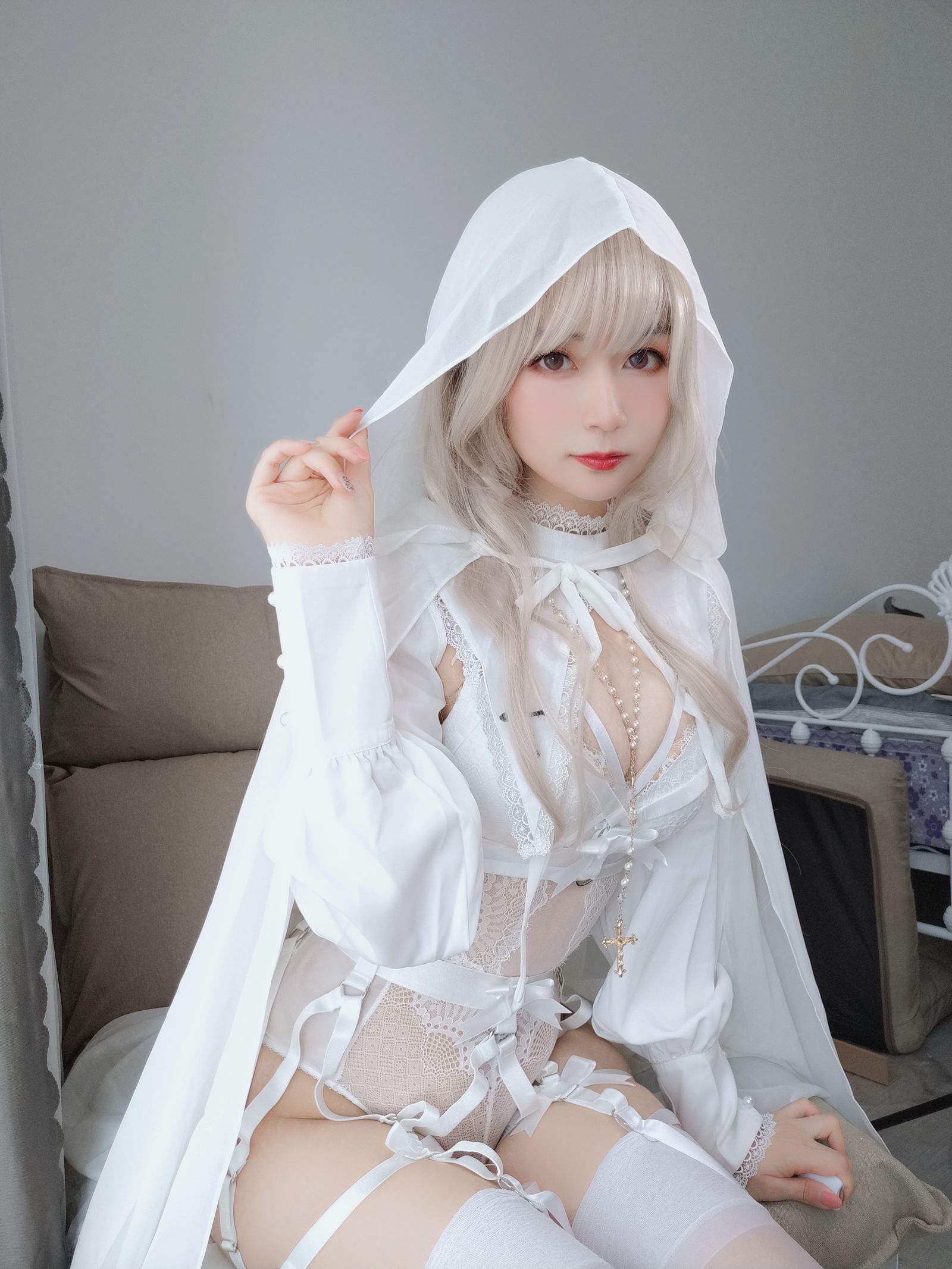 图片[2]-[COSPLAY] Coser小姐姐白银 – 纯白圣女-看套图