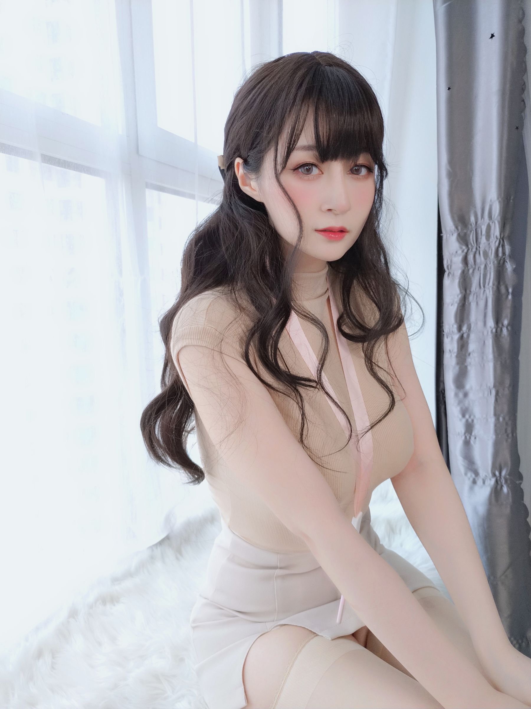 [COSPLAY] Coser小姐姐白银 – 会社の後輩-看套图