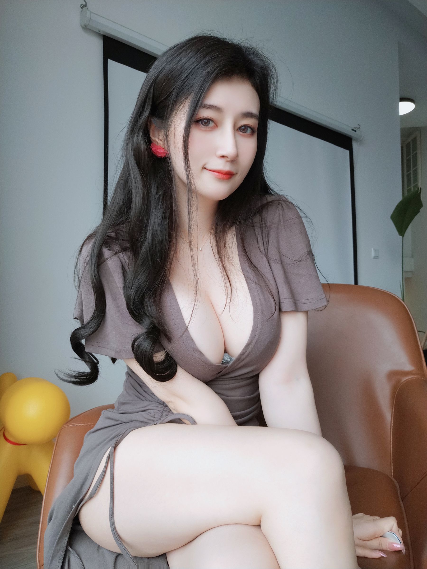 图片[4]-[COSPLAY] Coser小姐姐白银 – 风情美妇-看套图