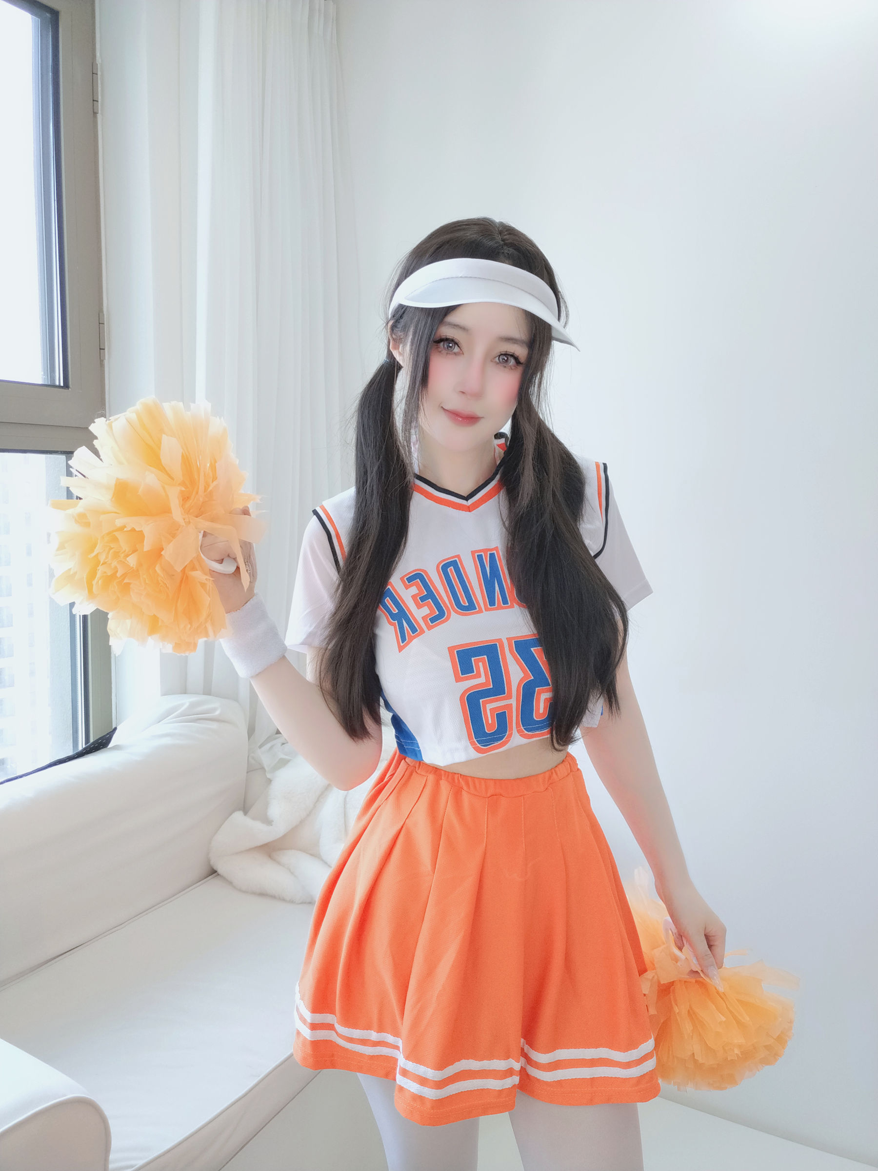 图片[4]Xiuren秀人写真高清美女套图写真下载-看套图[COSPLAY] Coser小姐姐白银 – 啦啦队Xiuren秀人写真高清美女套图写真下载-看套图看套图