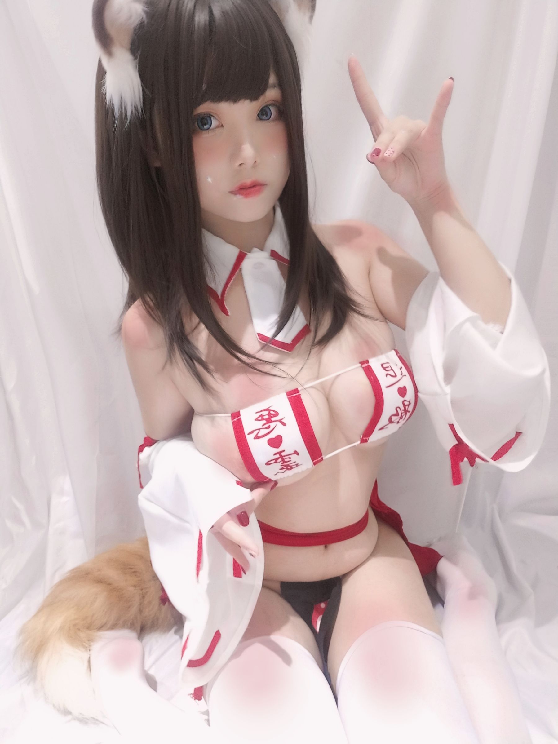 图片[3]-[COSPLAY]蜜汁猫裘 – 巫女小狐狸-看套图