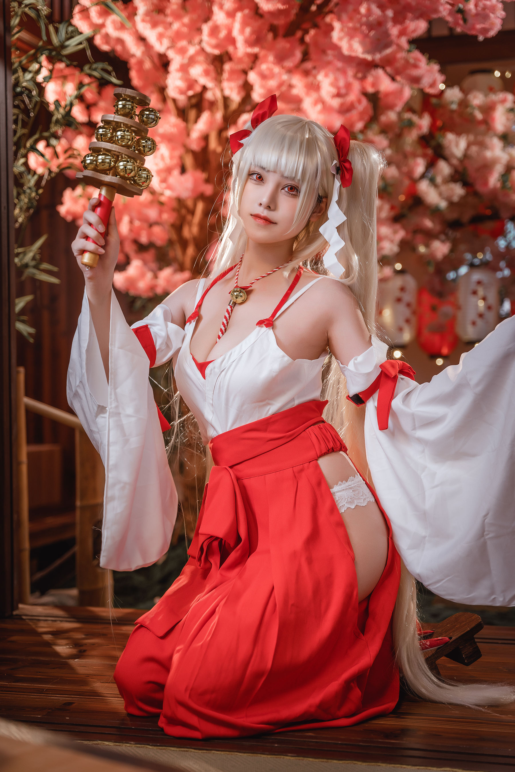 [COSPLAY]蜜汁猫裘 – 可畏巫女-看套图