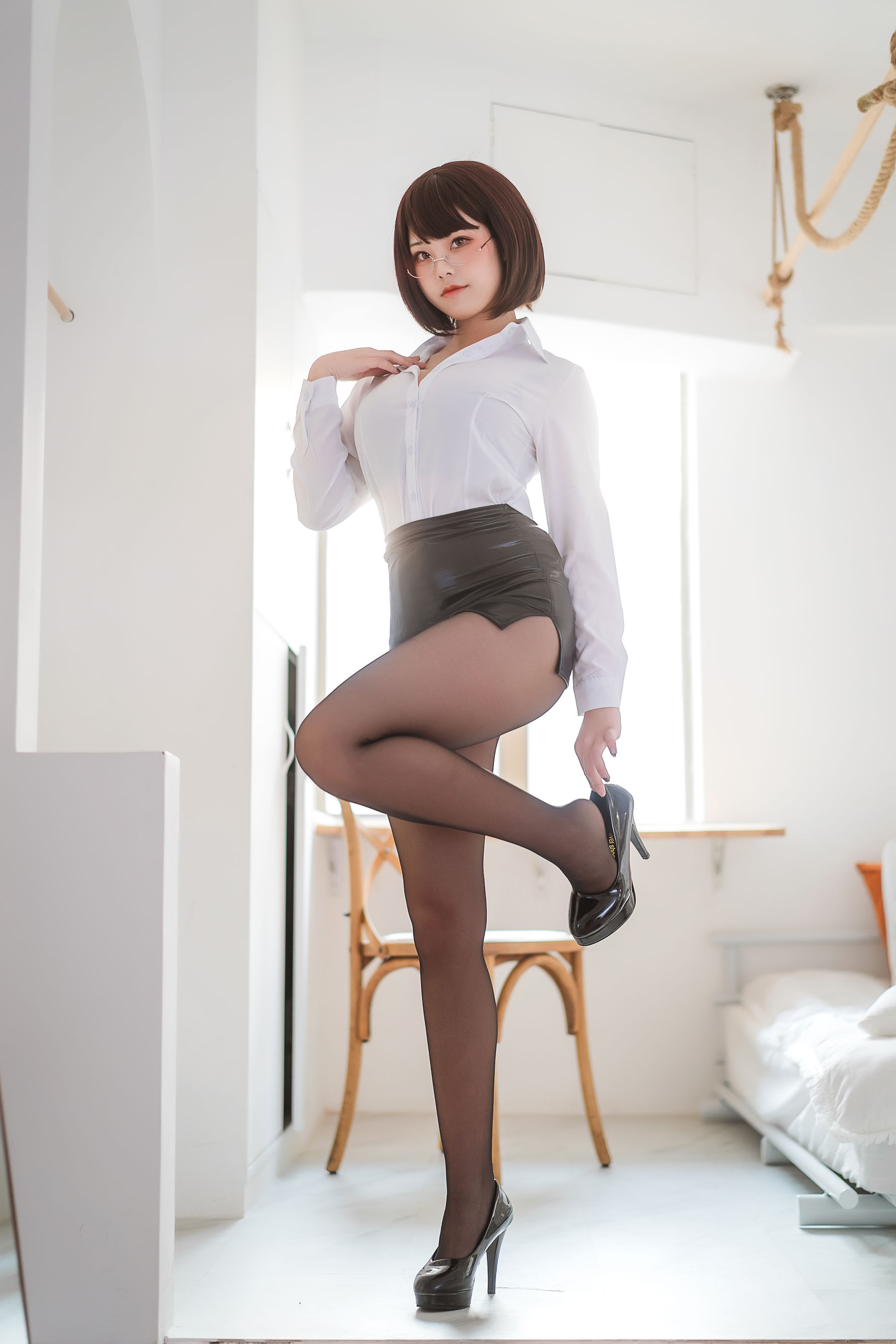 [COSPLAY]蜜汁猫裘 – 醉OL-看套图