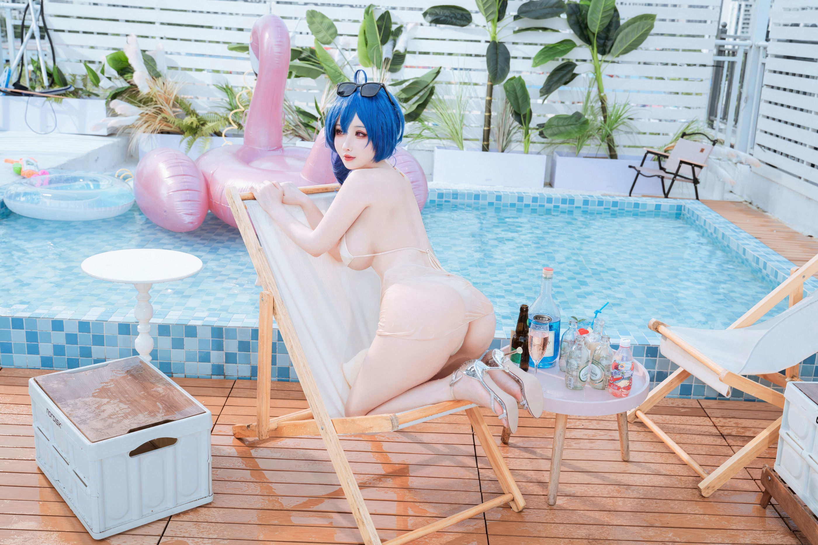 图片[2]Xiuren秀人写真高清美女套图写真下载-看套图[COSPLAY]rioko凉凉子 – 圣路易斯 香槟色比基尼Xiuren秀人写真高清美女套图写真下载-看套图看套图