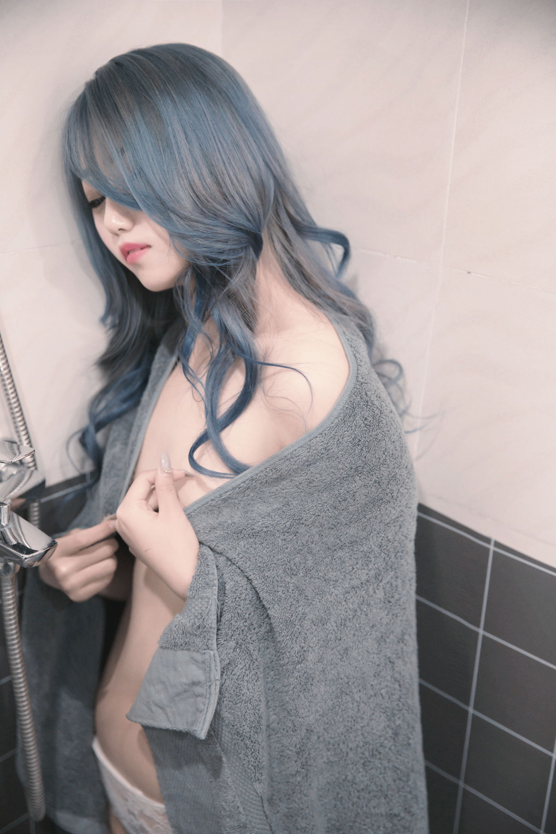 [COSPLAY]eloise软软 – 浴烟欲雾-看套图